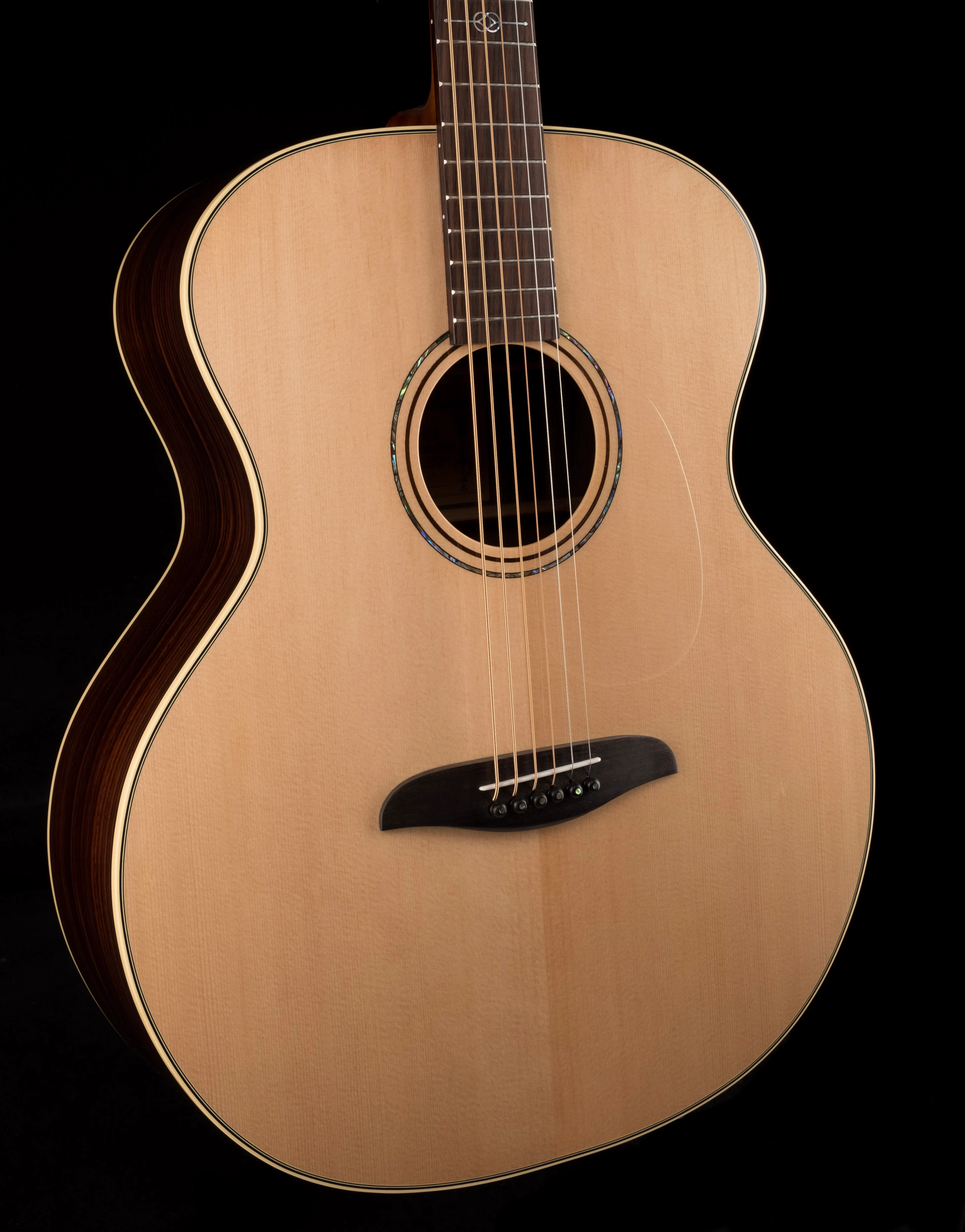 Alvarez Yairi Standard YB70 Baritone Sitka/Rosewood With Case - Image 5
