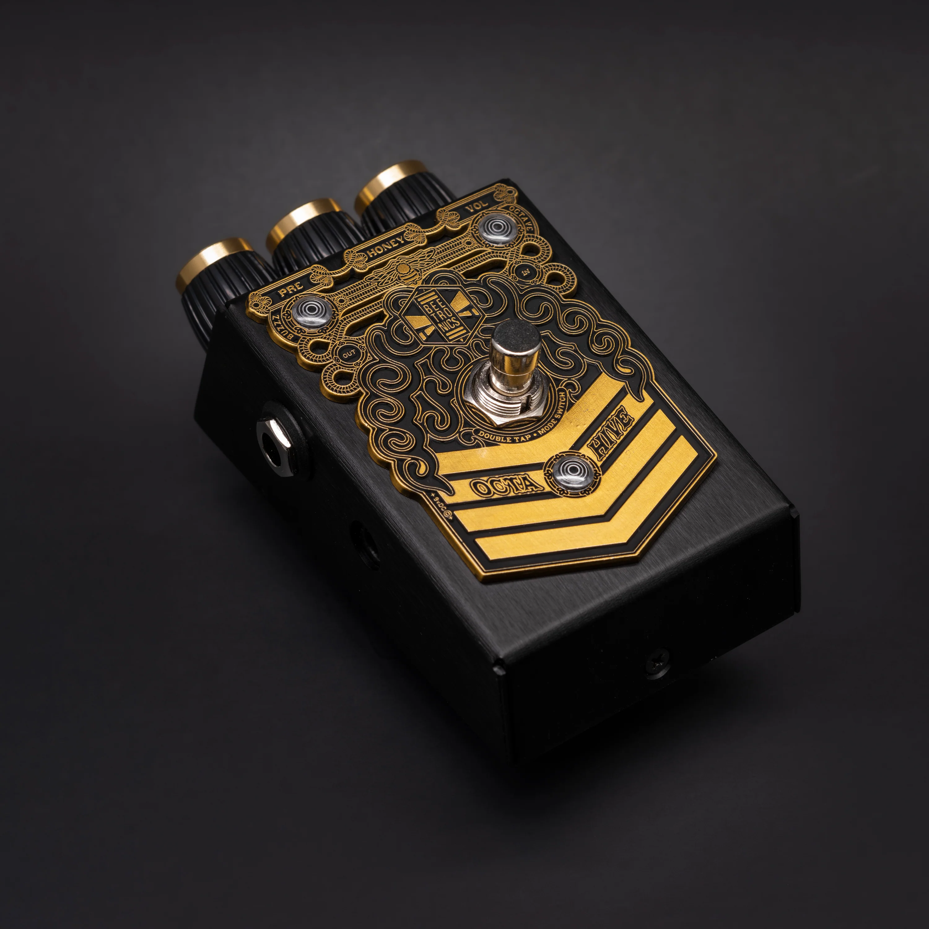 Beetronics FX Octahive V2 Babee Series Octave Fuzz Pedal - Image 4
