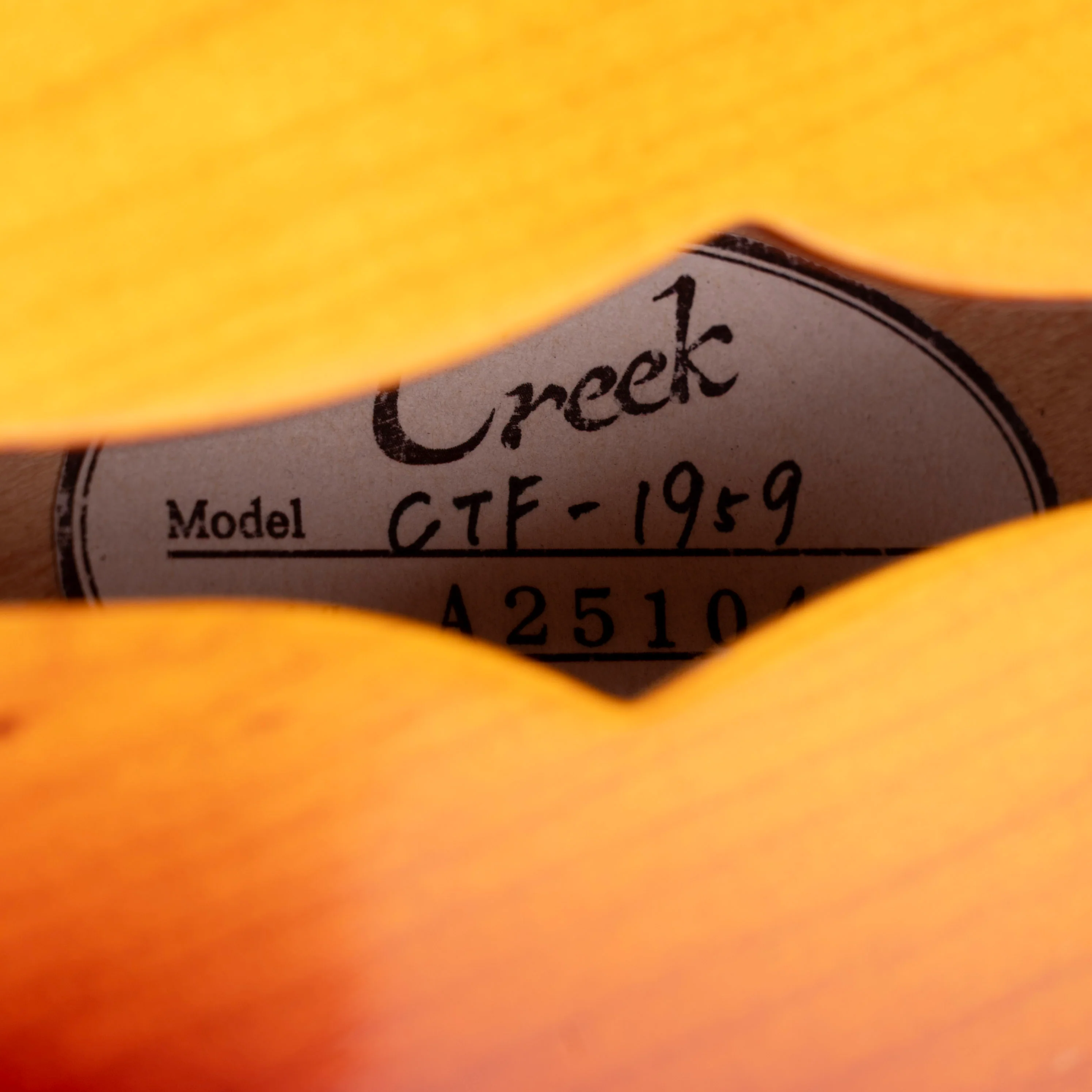 Creek Guitars Time Machine Series CTF 1959 Aged Vintage Sunburst with Case - Image 7