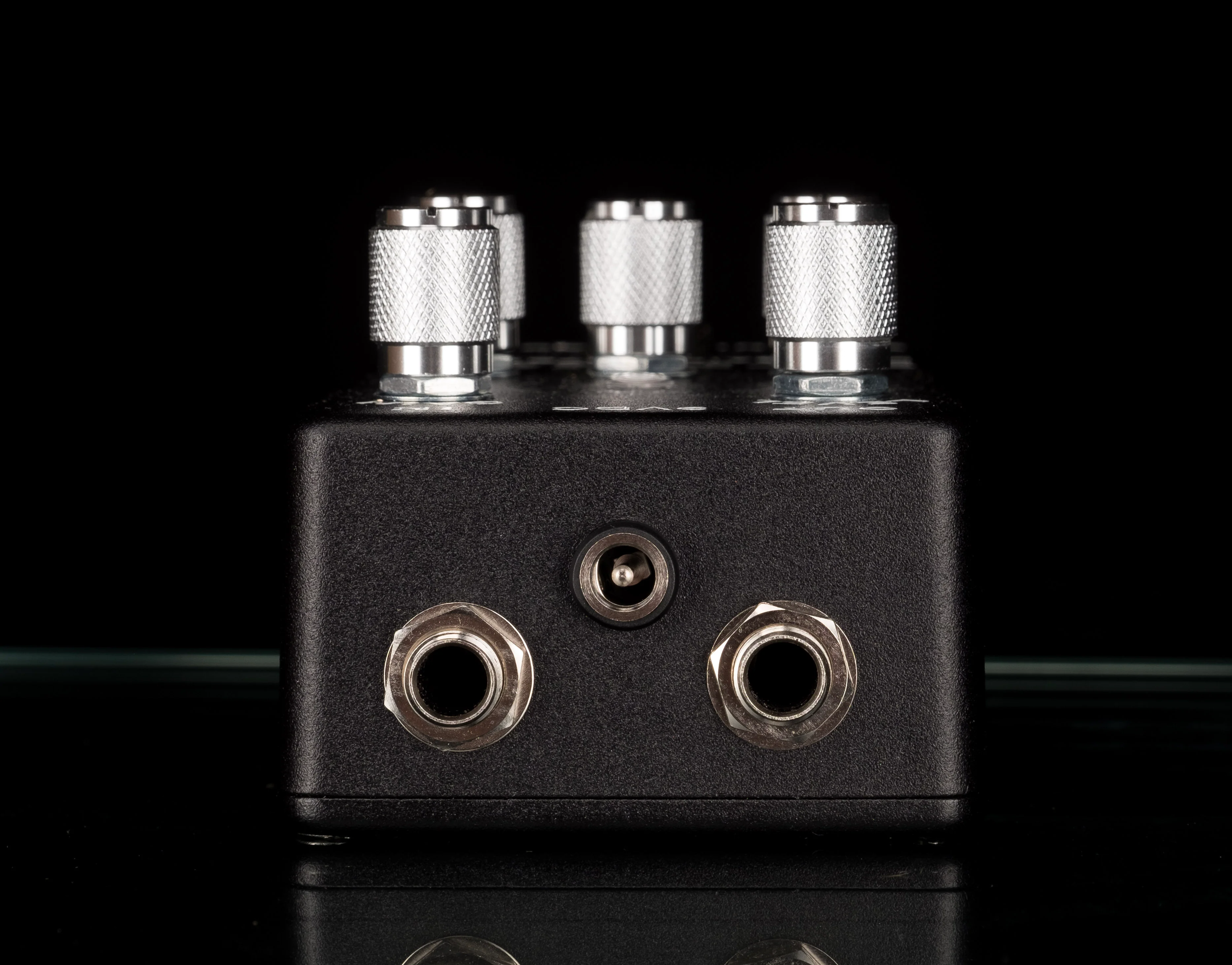 Demonic Machines ΠTHNOΣ High Gain Distortion Guitar Effect Pedal - Image 4