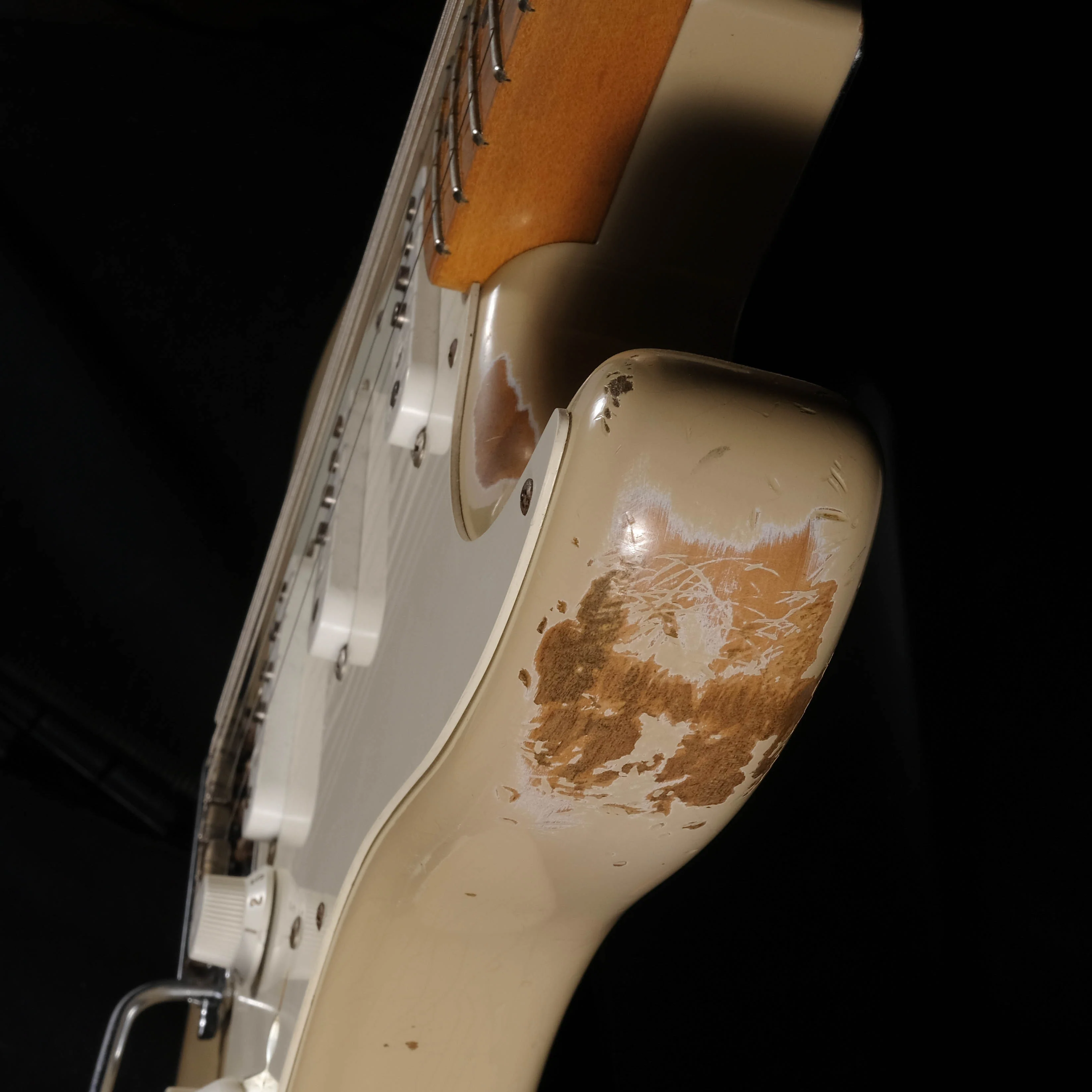 Fender Custom Shop 1956 Stratocaster Heavy Relic Desert Sand - Image 11