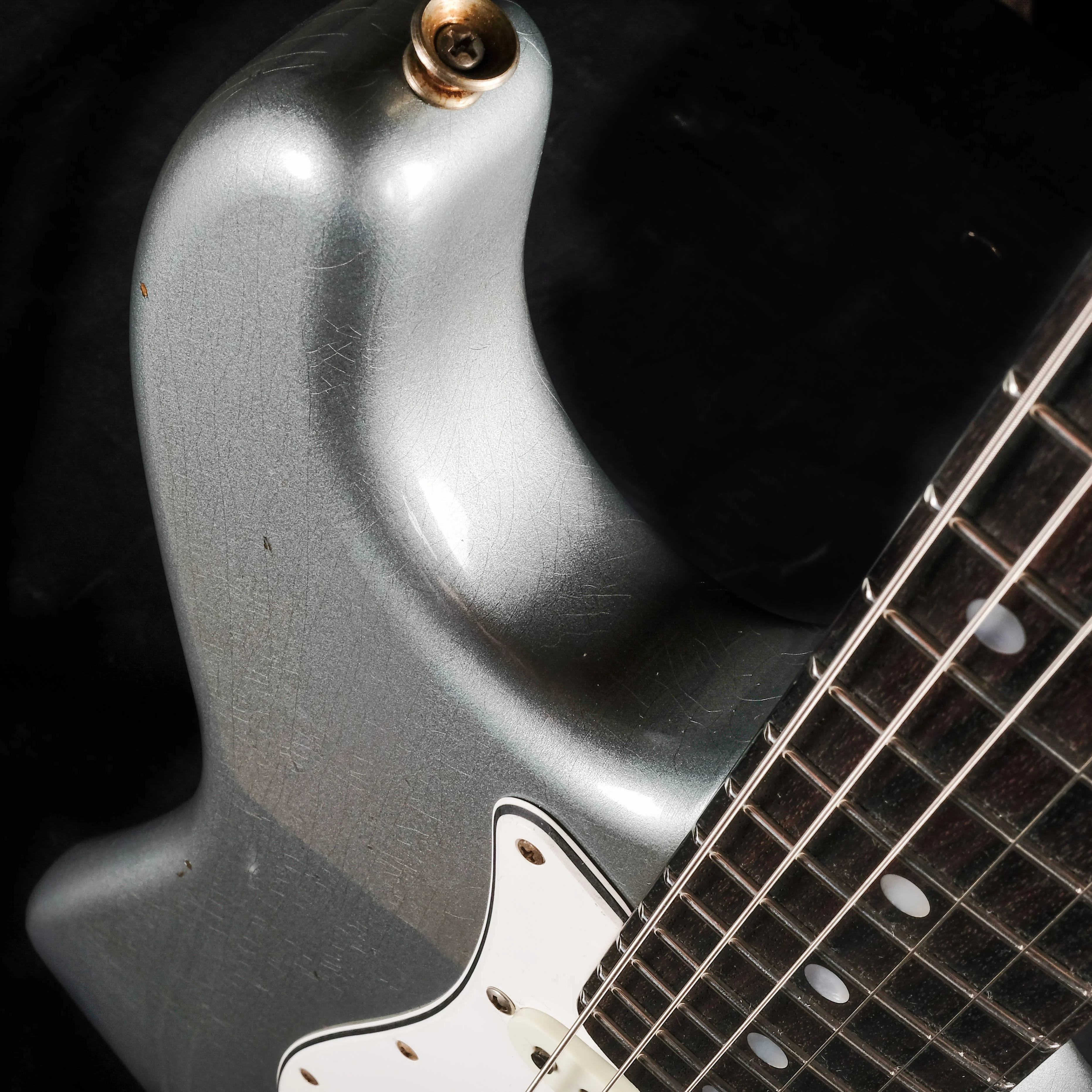 Fender Custom Shop Limited Edition '64 Stratocaster Journeyman Relic Faded Blue Ice Metallic Electric Guitar - Image 7