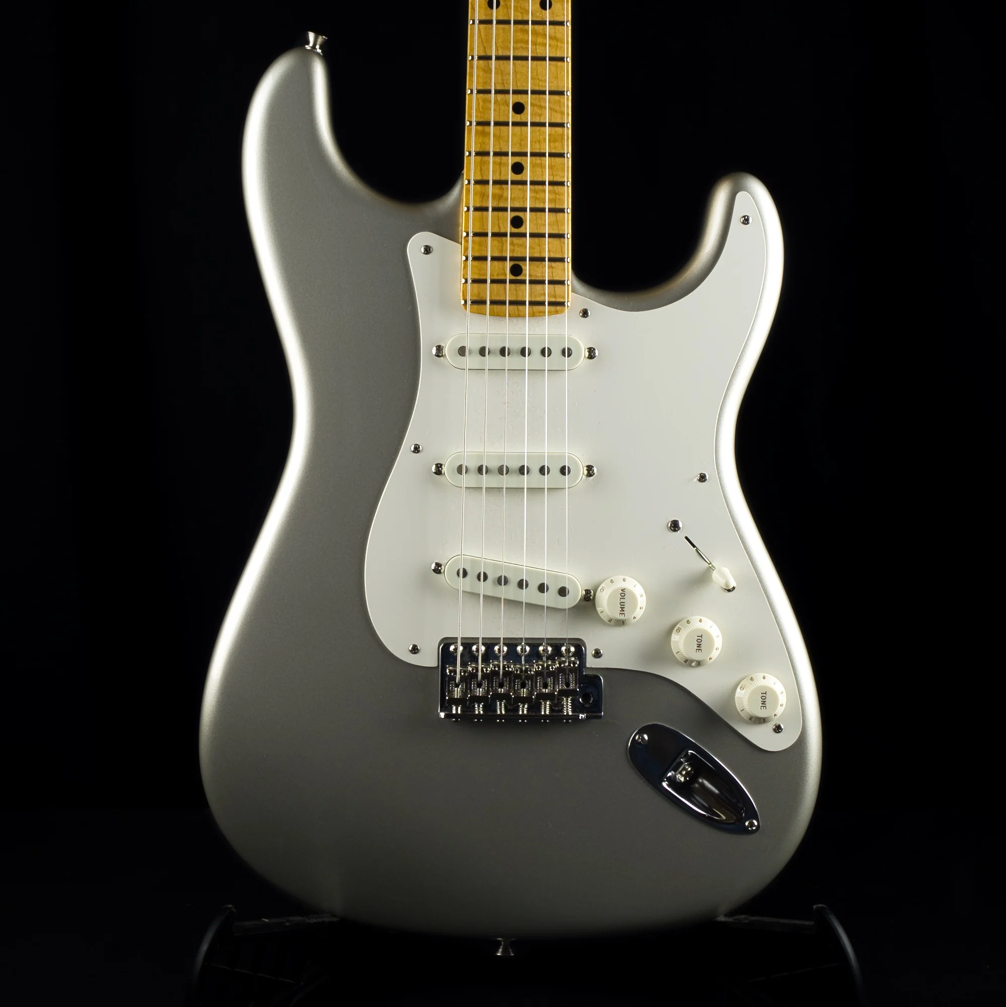 Fender Custom Shop Limited Edition American Custom Stratocaster NOS Aged Inca Silver Electric Guitar With Case