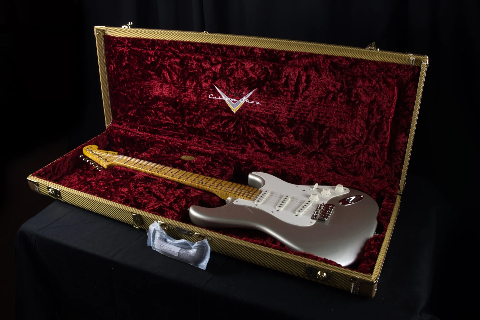 Fender Custom Shop Limited Edition American Custom Stratocaster NOS Aged Inca Silver Electric Guitar With Case - Image 5