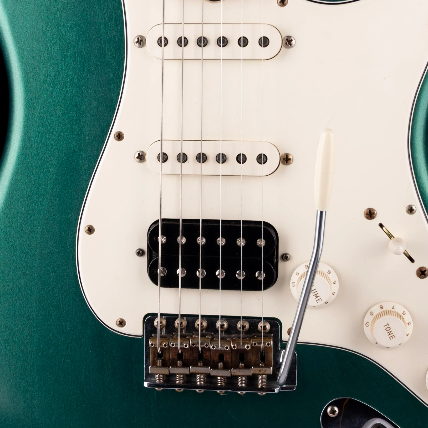 Fender Custom Shop Masterbuilt Andy Hicks 1967 Stratocaster HSS Journeyman Relic British Racing Green Guitar With Case - Image 4