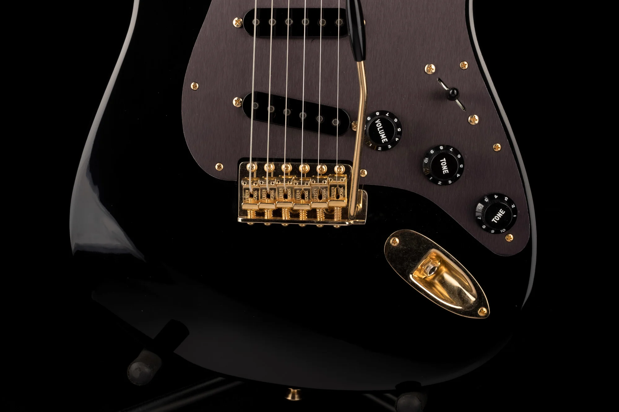 Fender Custom Shop Masterbuilt David Brown 1960 Stratocaster Deluxe Closet Classic Brazilian Rosewood Black With Case - Image 5