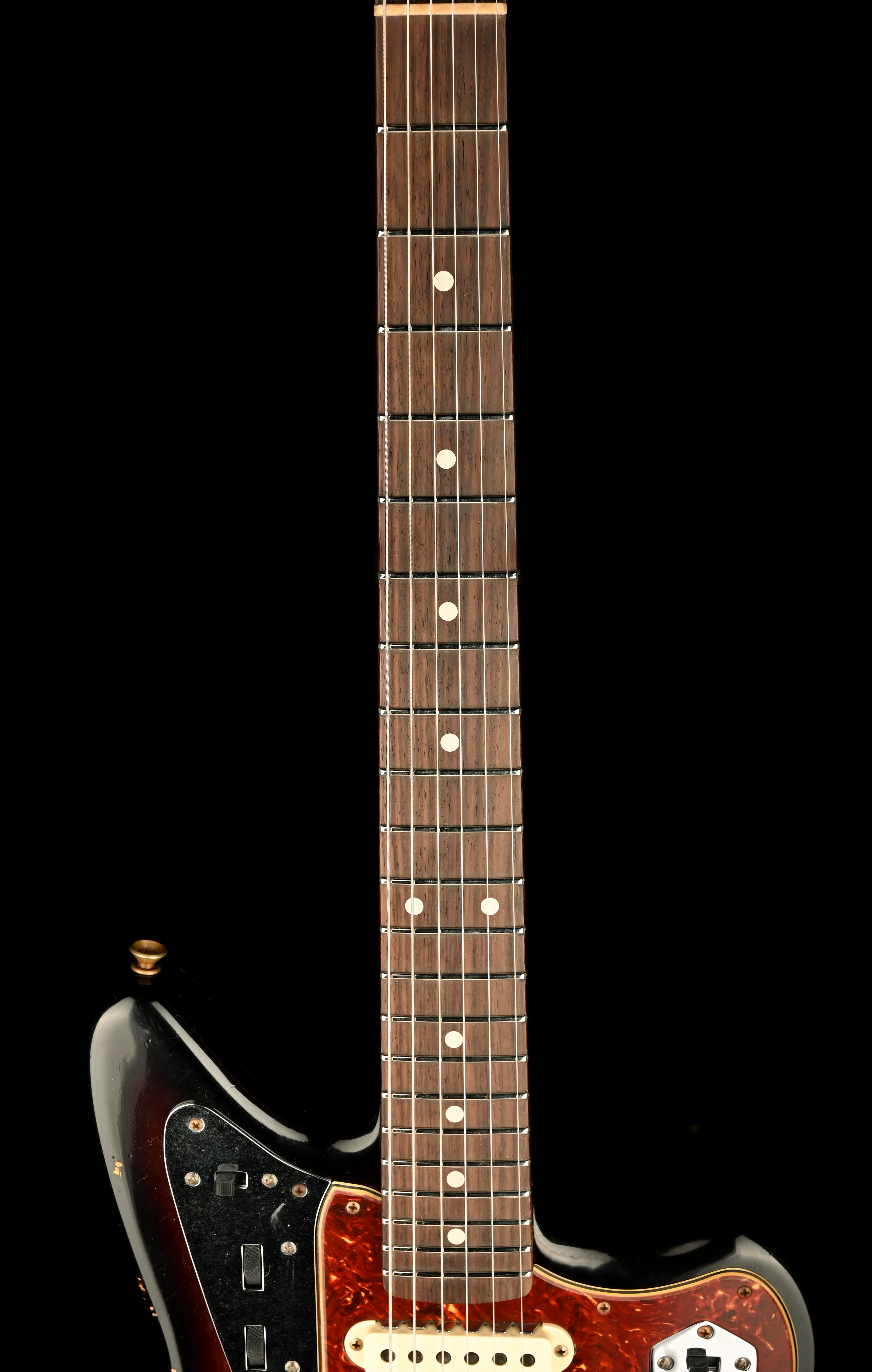 Fender Custom Shop Roasted 1962 Jaguar Journeyman Relic Wide Fade 2-Tone Sunburst With Case - Image 11