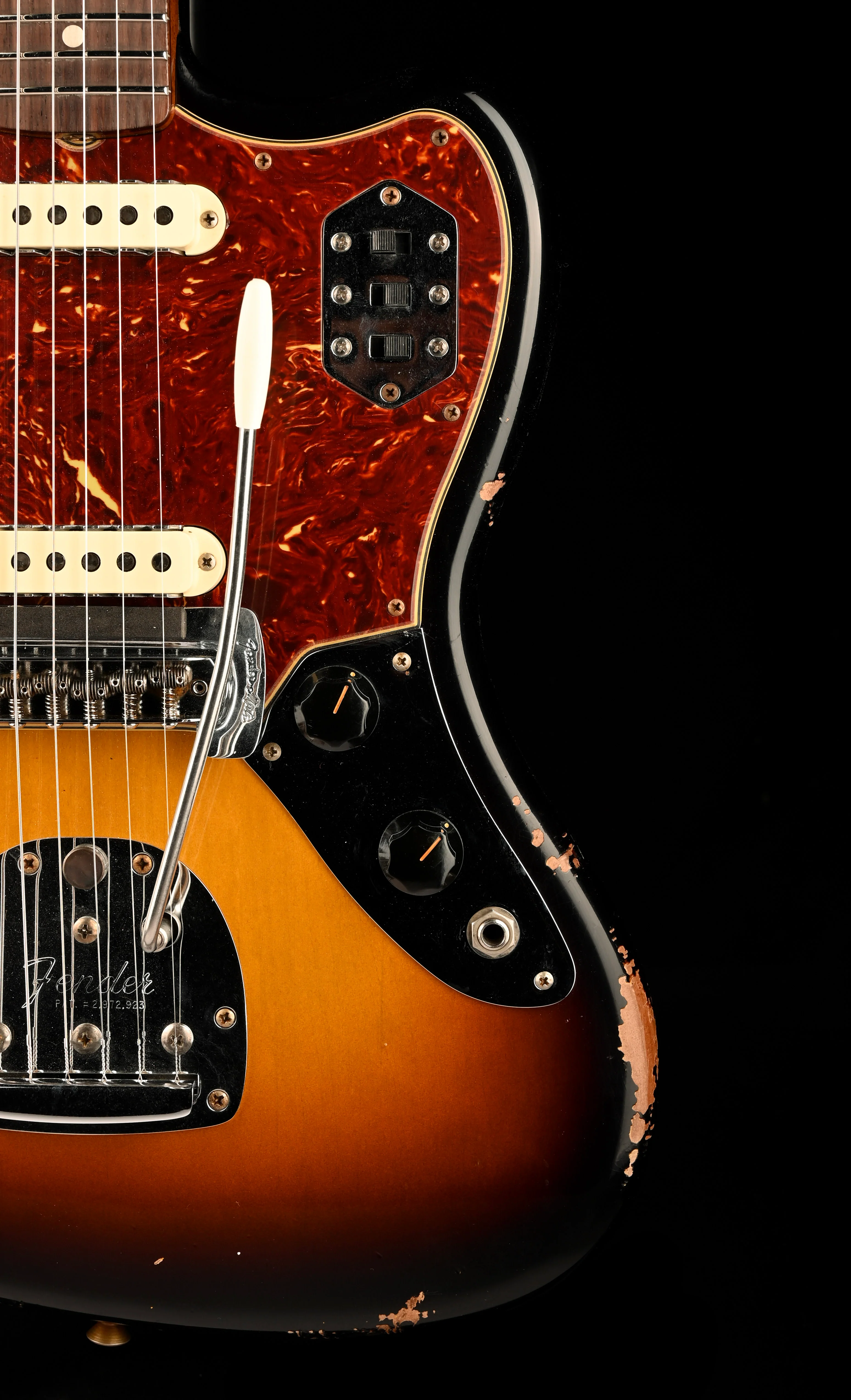 Fender Custom Shop Roasted 1962 Jaguar Journeyman Relic Wide Fade 2-Tone Sunburst With Case - Image 9