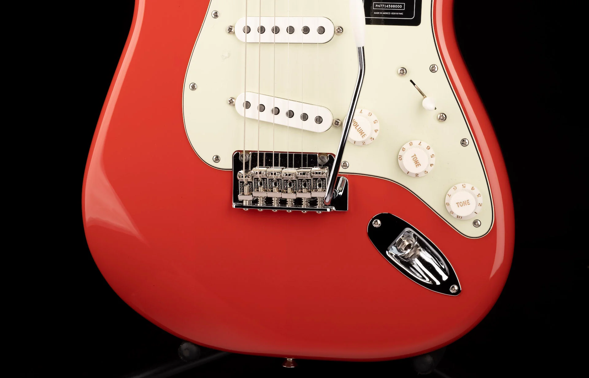 Fender Limited Edition Player Strat Pau Ferro Fingerboard Fiesta Red Electric Guitar - Image 5