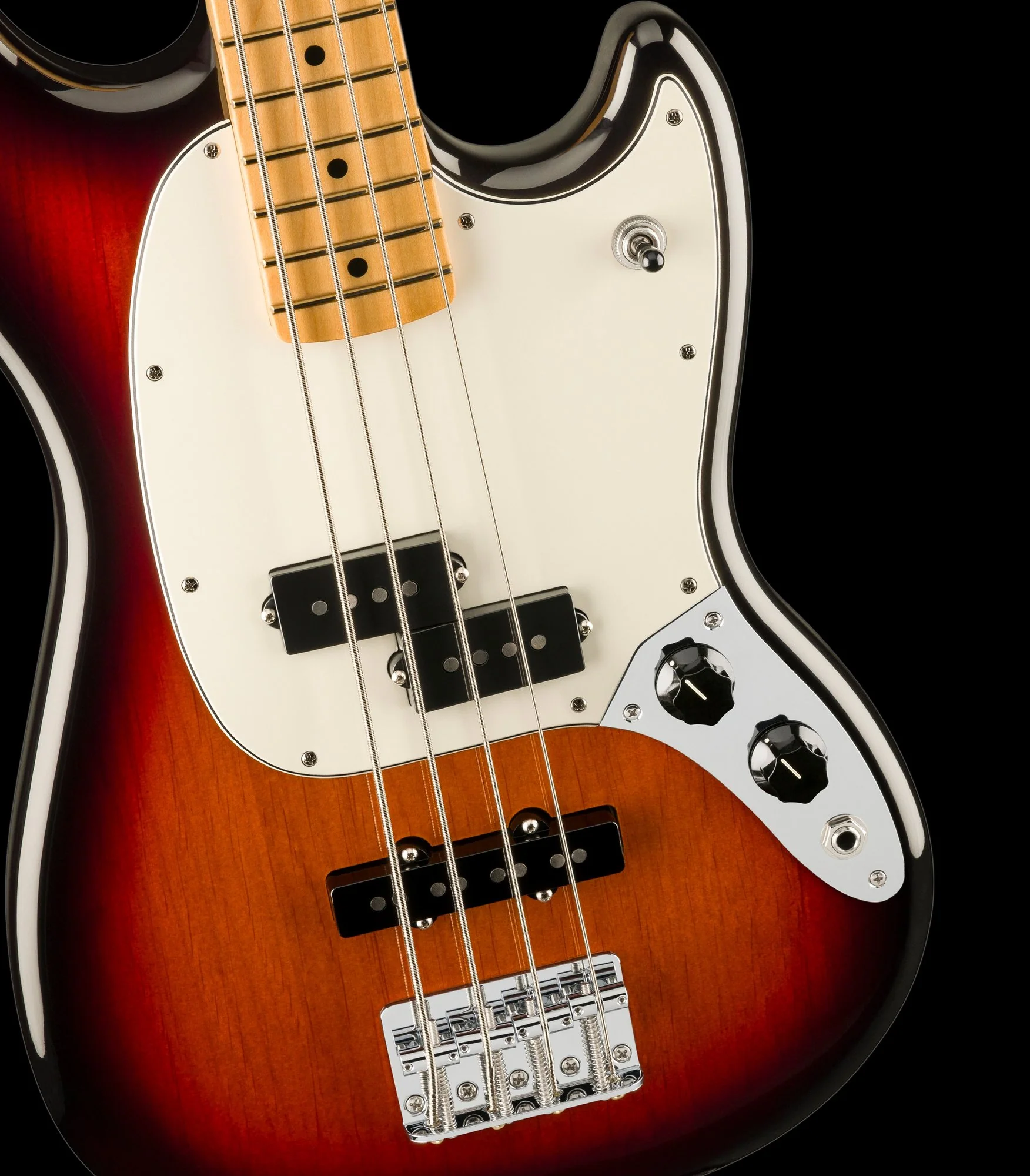 Fender Player II Mustang Bass PJ Maple Fingerboard 3-Color Sunburst - Image 4