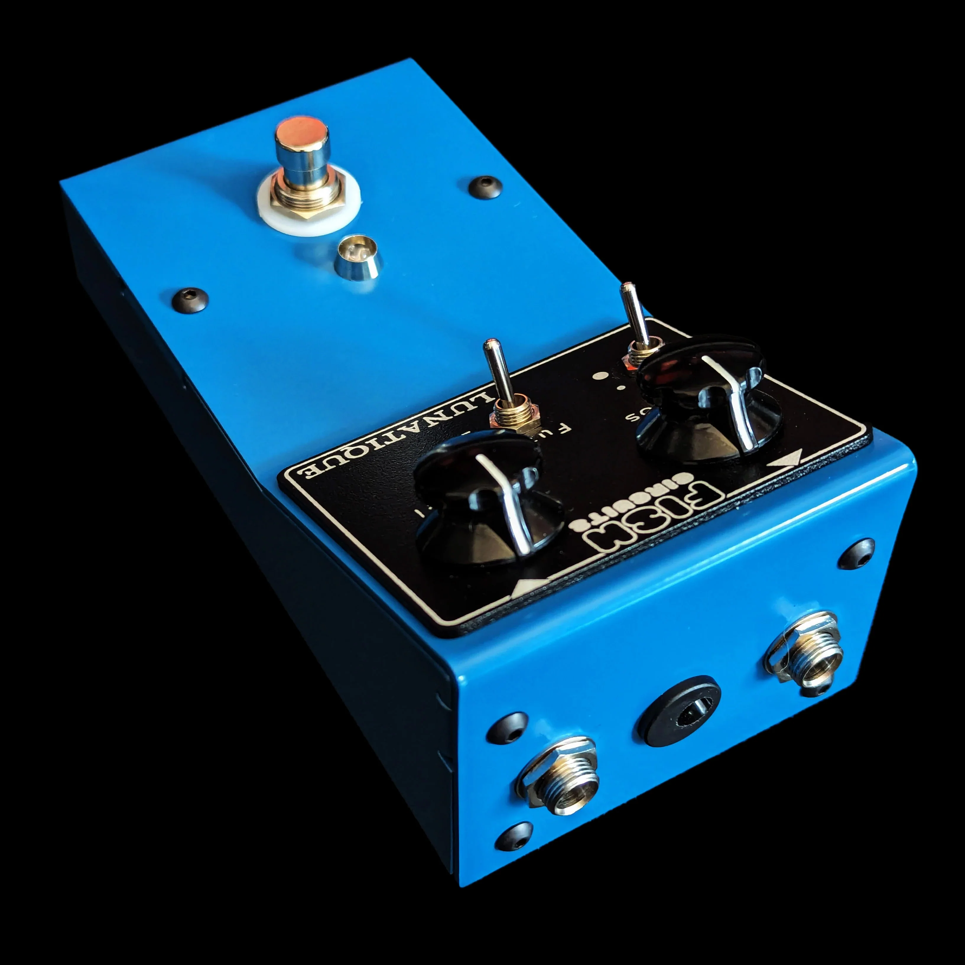 Fish Circuits Lunatique Fuzz Pedal - Image 3