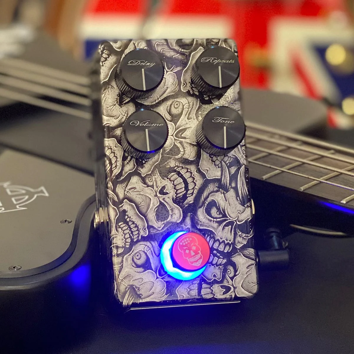 Flattley Guitar Effect Pedals Platinum Series Bass Nirvana Analogue Delay Bass Pedal