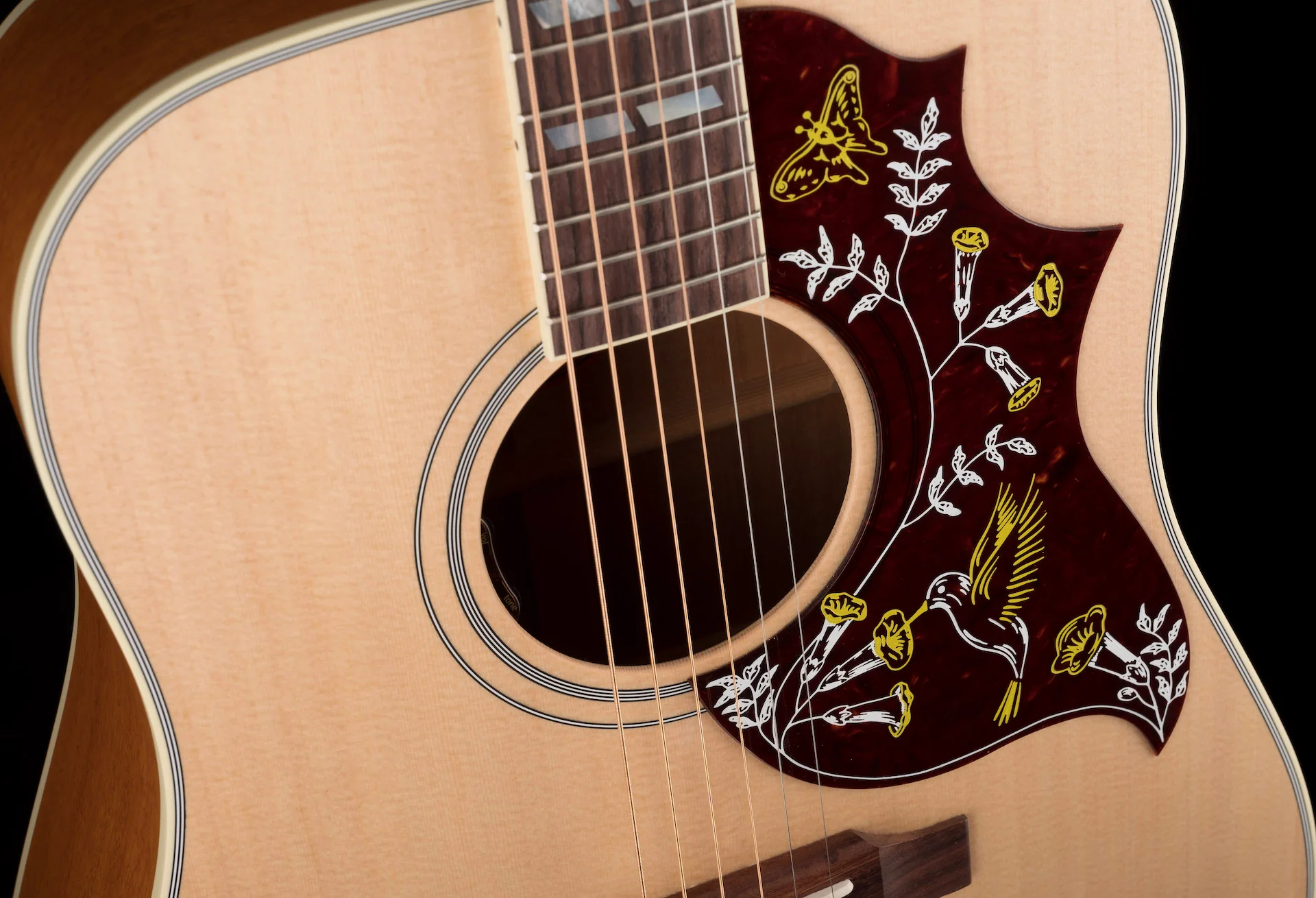 Gibson Hummingbird Faded Natural with Case - Image 5