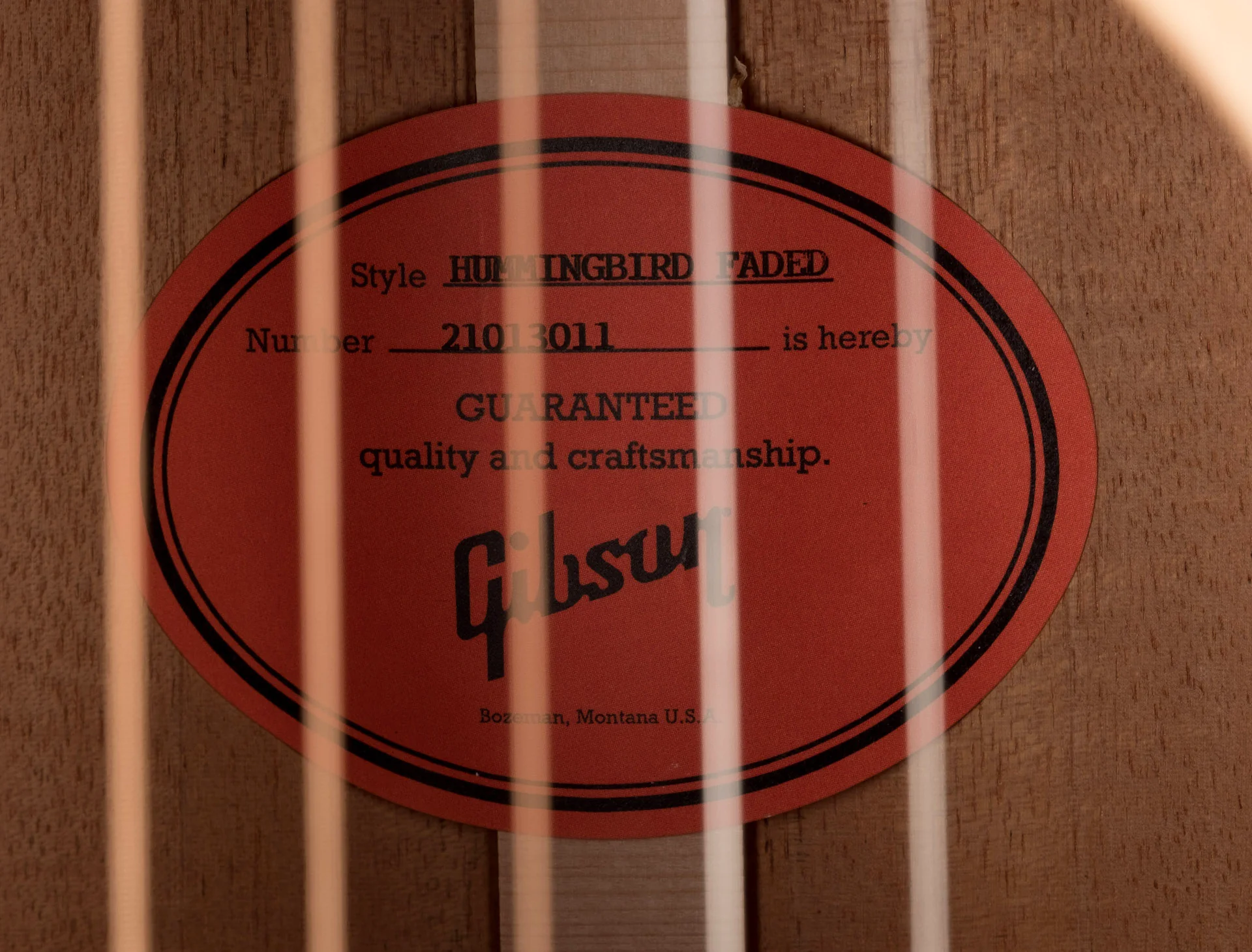 Gibson Hummingbird Faded Natural with Case - Image 8