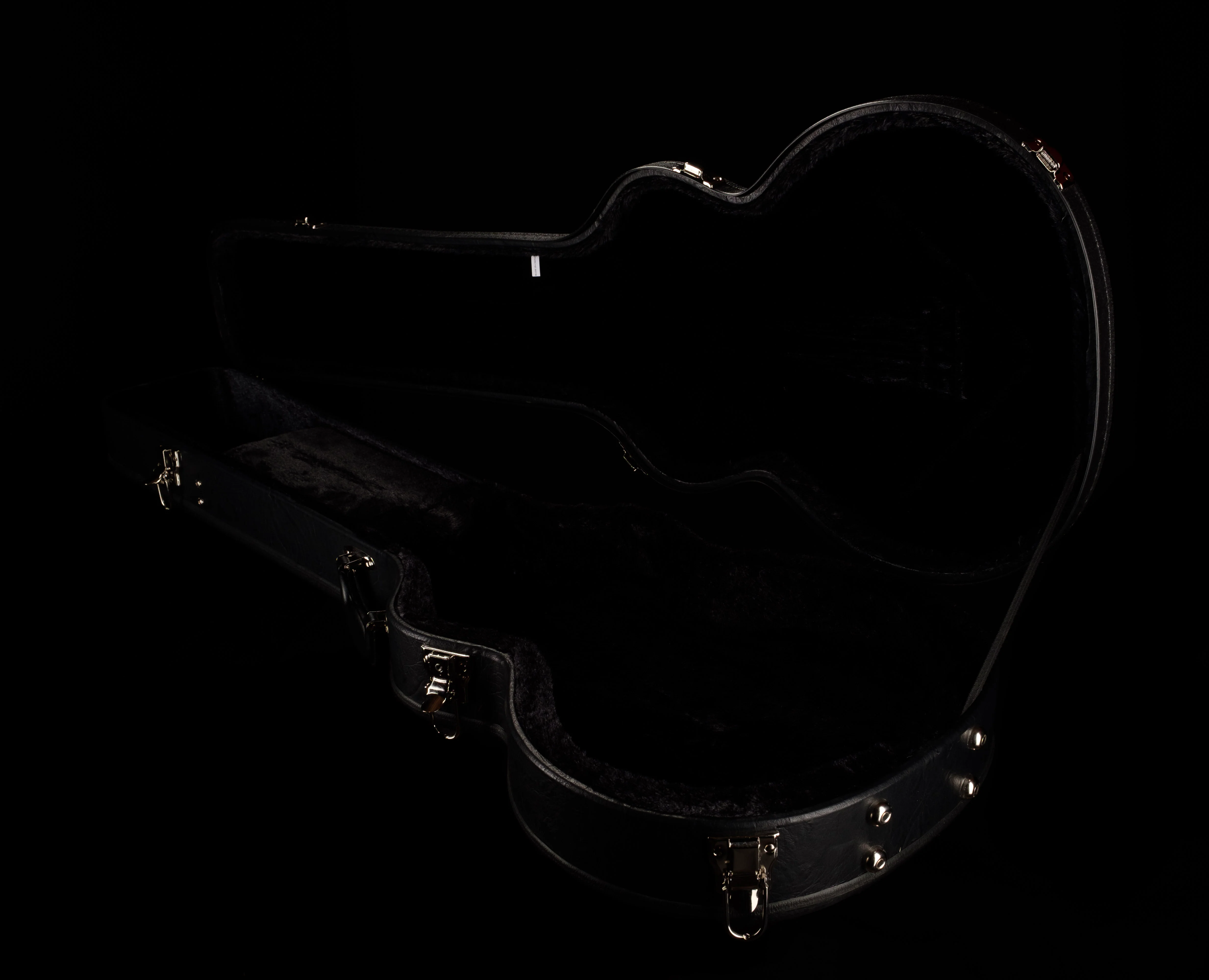 Hofner Club Bass Arched Top Wood Case Black CGC-CB - Image 3