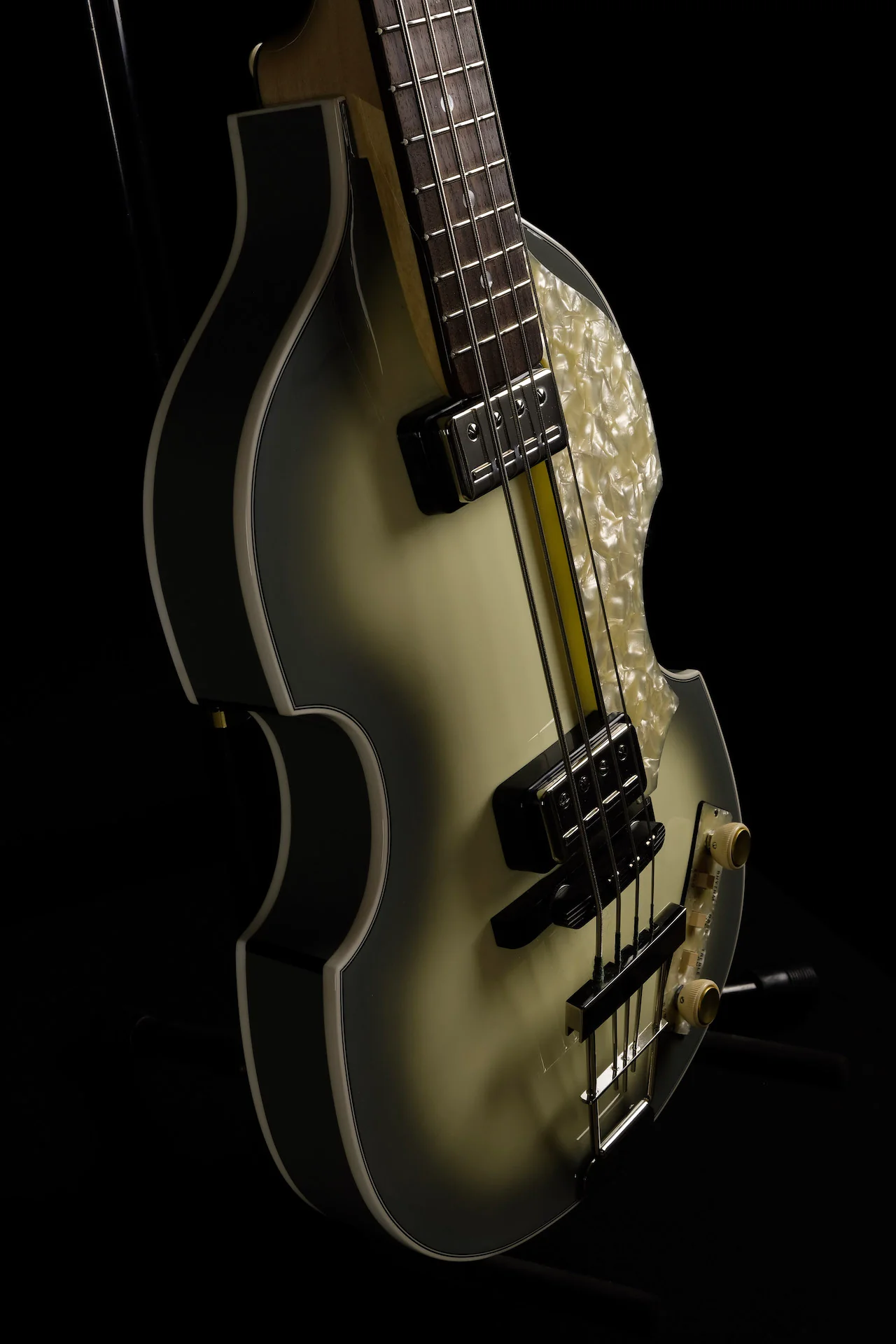Hofner H500/1-62-O '62 Reissue Violin Bass Limited Run One Off Antigua Finish - Image 3