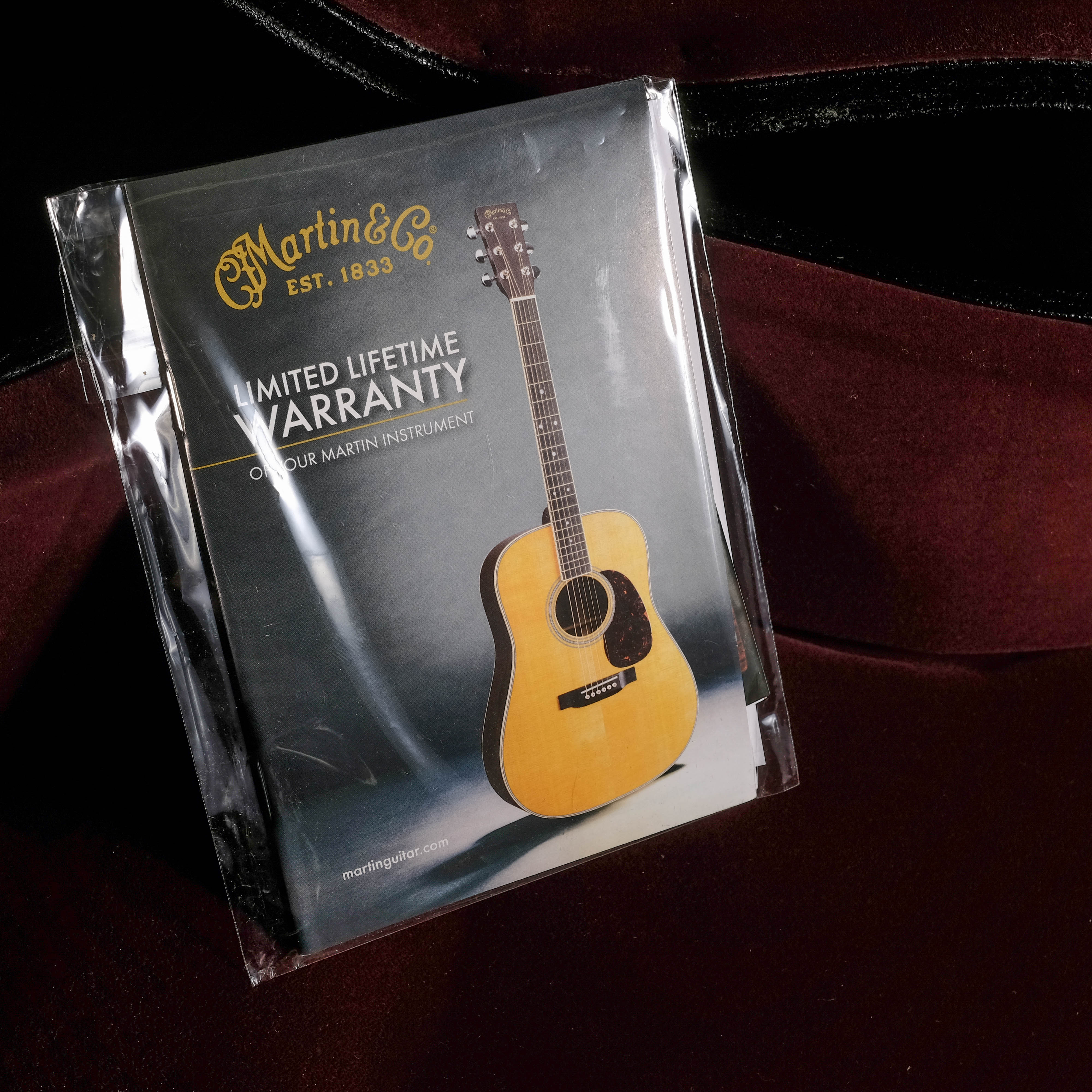Martin CEO-9 Slope Shoulder 00 Size 14 Fret Mango Sunset Burst Acoustic Guitar - Image 14