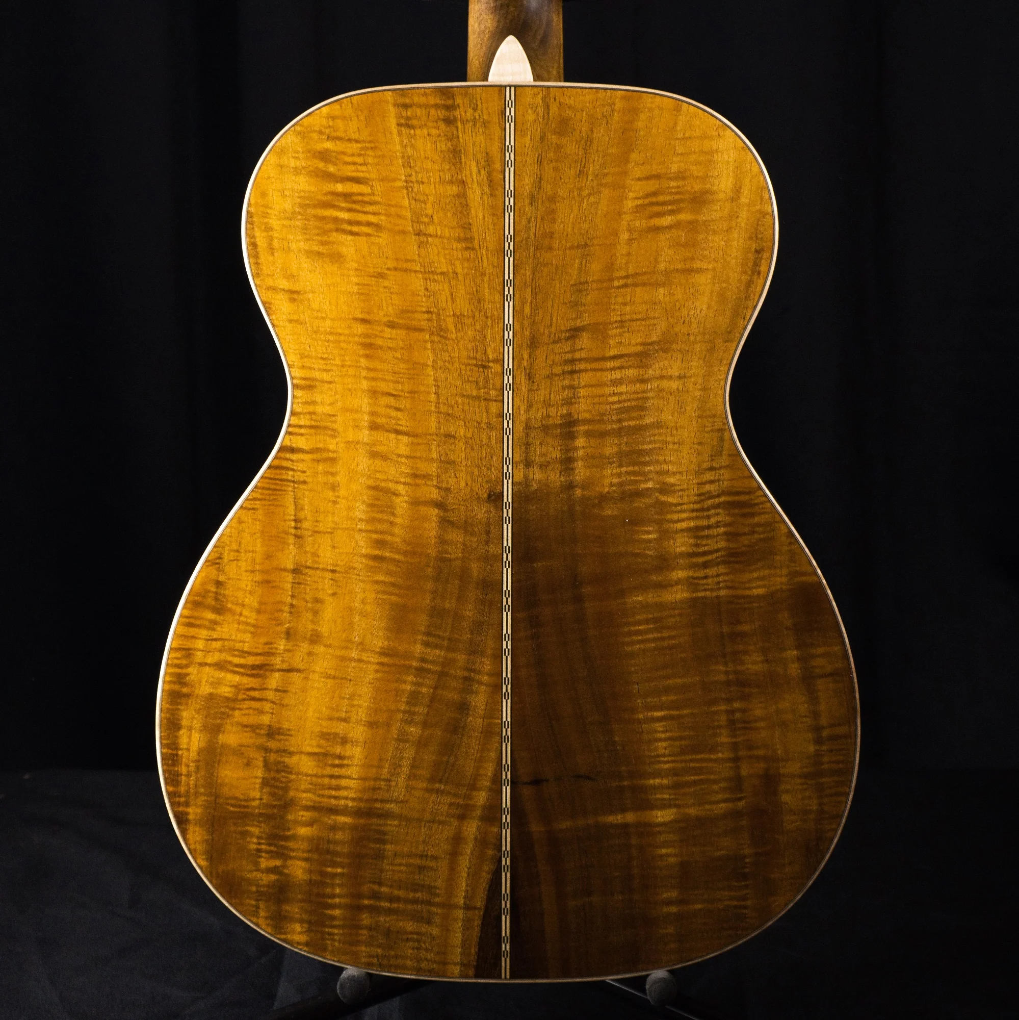 Martin Custom Shop 000 Size 28 Style Flamed Koa Acoustic Guitar - Image 9