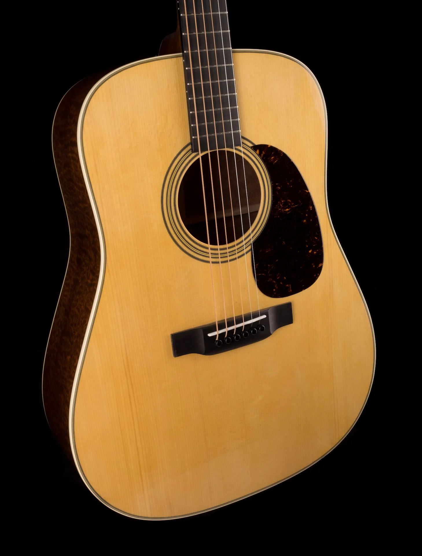 Martin Custom Shop D-28 Quilted Pommele Sapele with Adirondack Spruce With Case - Image 8