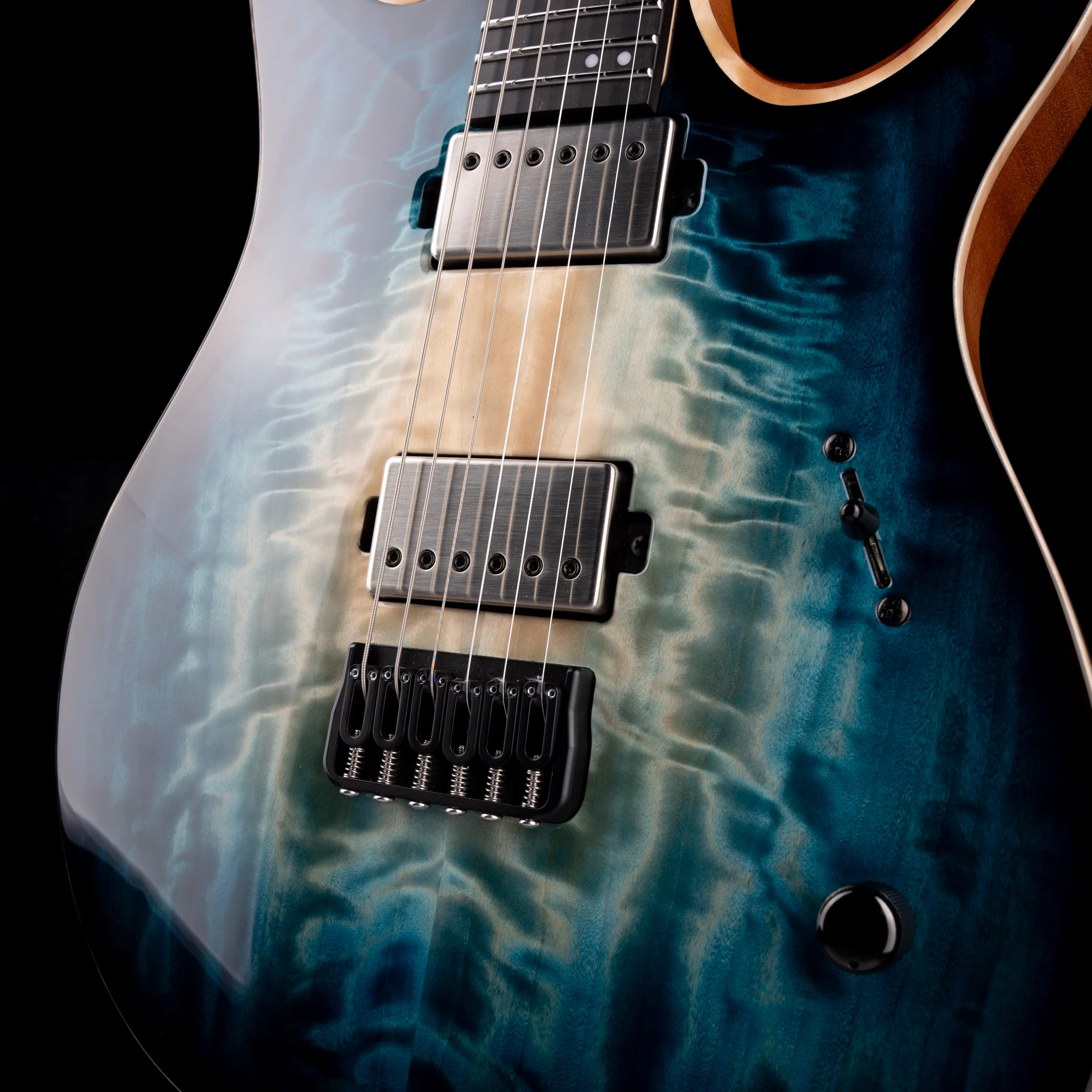 Mayones Duvell Elite 6 Curly Poplar Top Turquoise Iris with Soft Case - Image 5