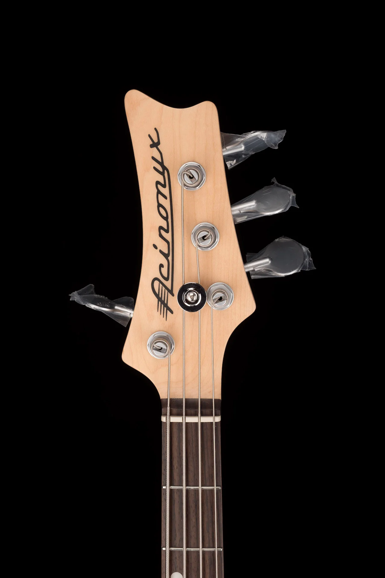 Nordstrand Audio Acinonyx Short Scale Bass - Dakota Red w/ Parchment Guard - Image 12