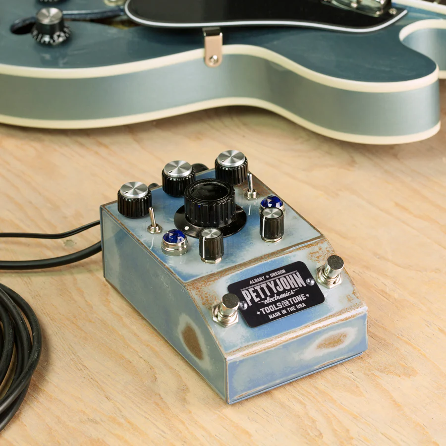 PettyJohn PreDrive Hand Wired PreAmp Guitar Effect Pedal - Image 2
