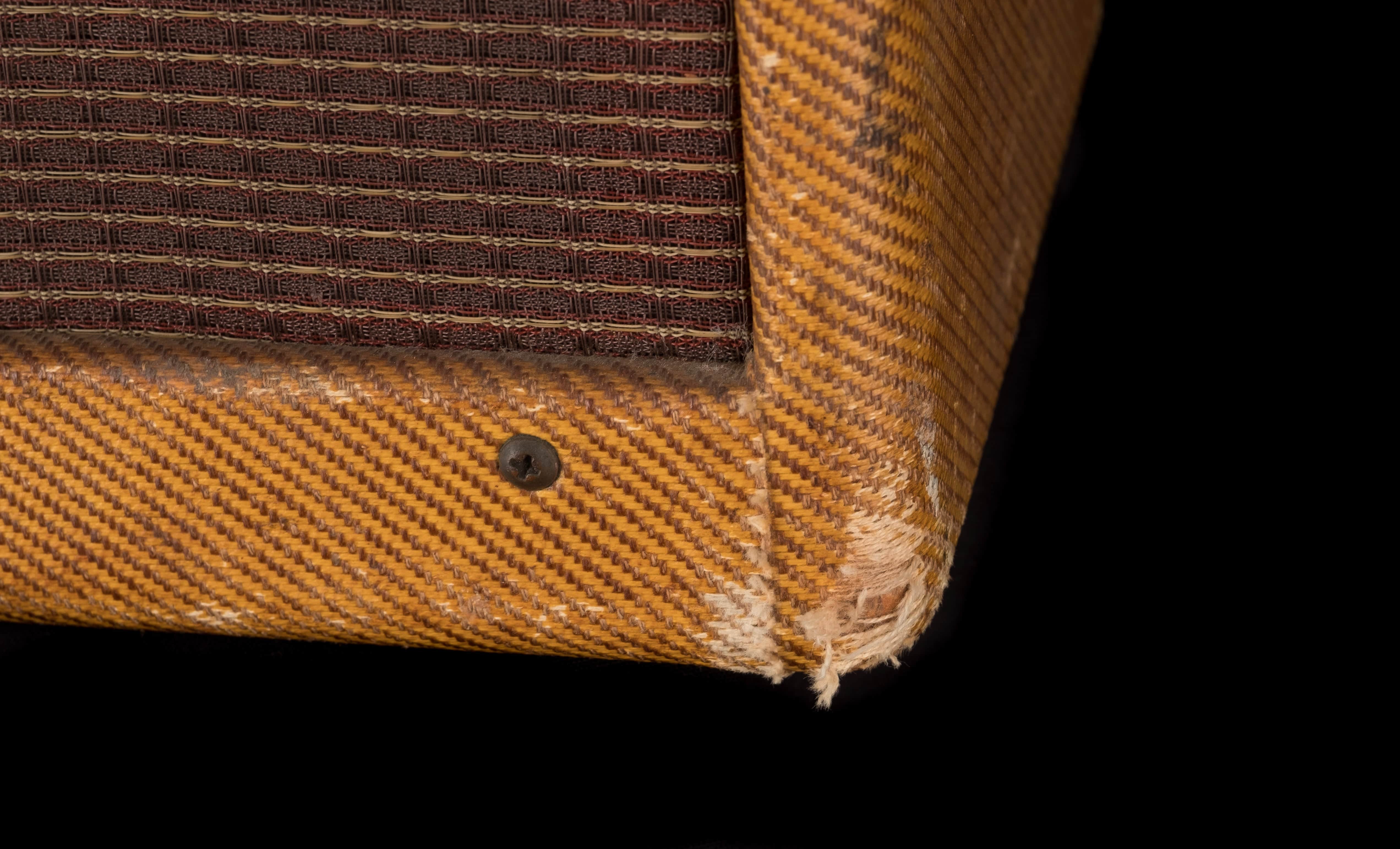 Vintage 1959 Fender Champion Tweed Guitar Amp Combo - Image 4
