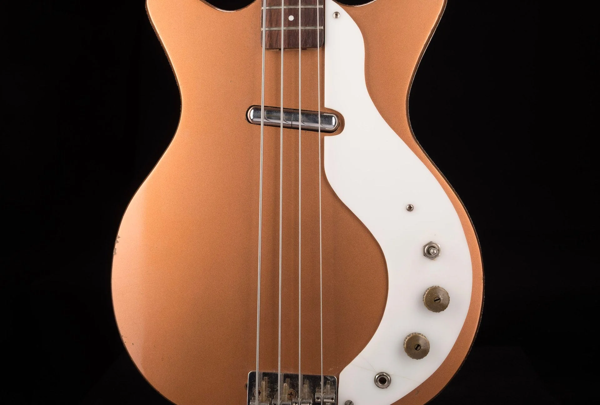 Vintage 1960's Danelectro Model 3412 Shorthorn Bass Copper With Bag - Image 6