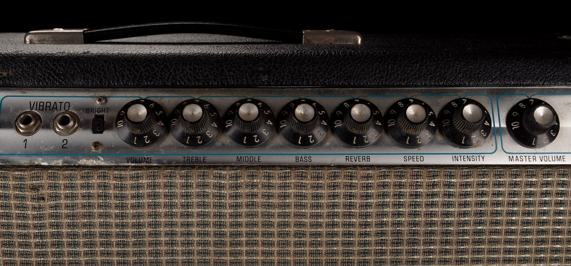 Vintage 1972 Fender Twin Reverb Guitar Amp Combo (Silverface) With Footswitch - Image 5