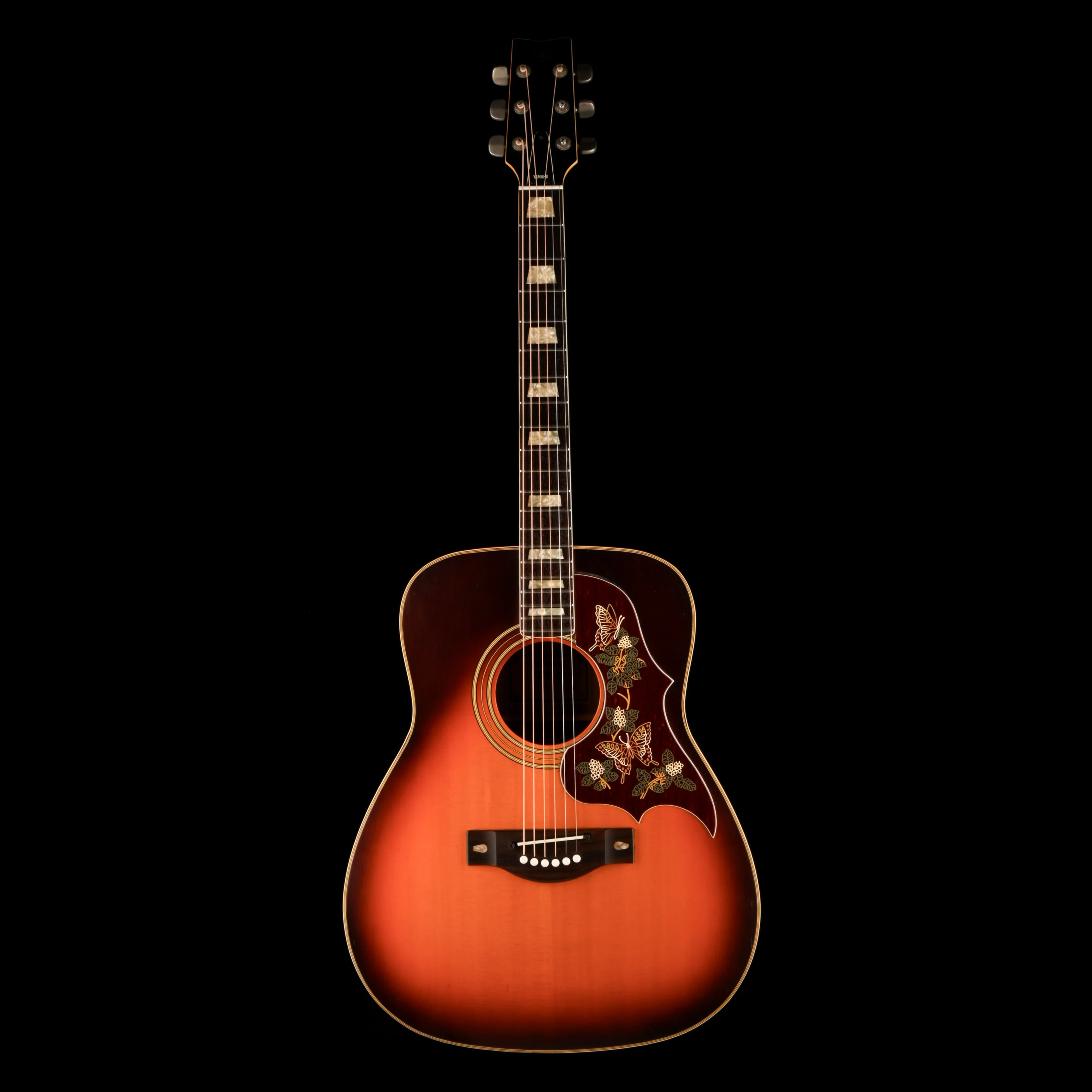 Pre Owned 1976 Yamaha FG-600S Sunburst Acoustic Guitar With Case - Image 2