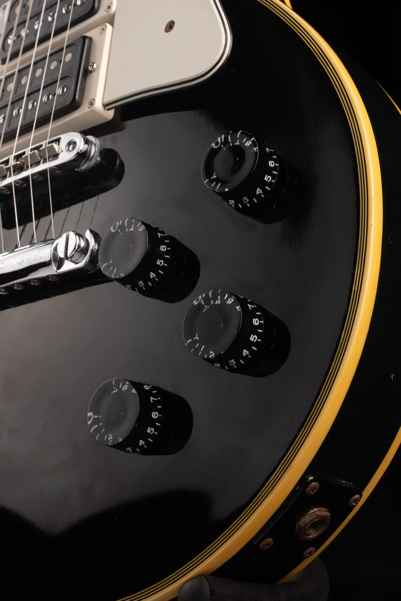 Pre Owned 1978 Greco EG600P Peter Frampton LP Custom 3-Pickup Black Beauty With OHSC - Image 7