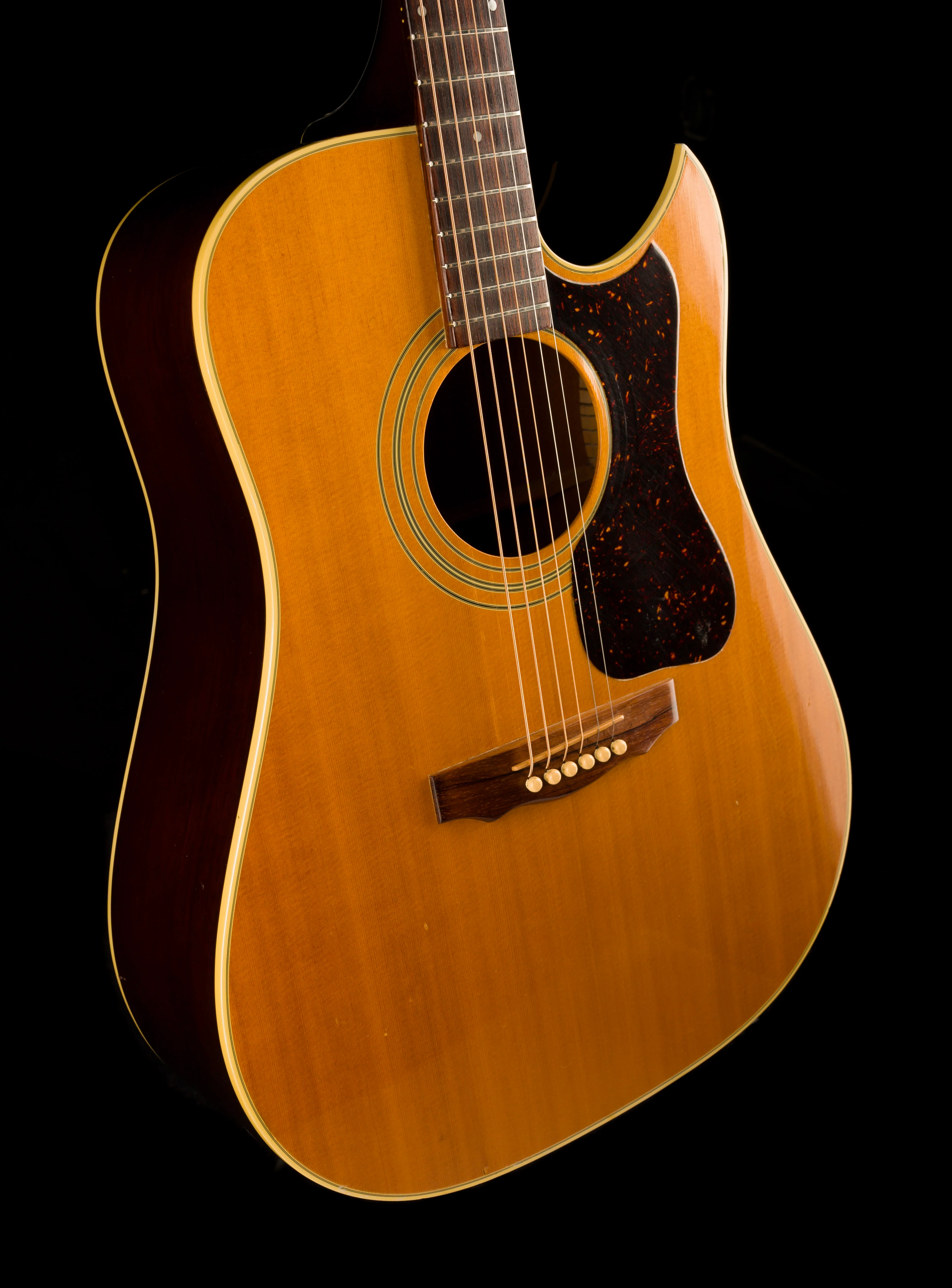 Vintage 1982 Guild D40C Natural Acoustic Guitar With OHSC - Image 8