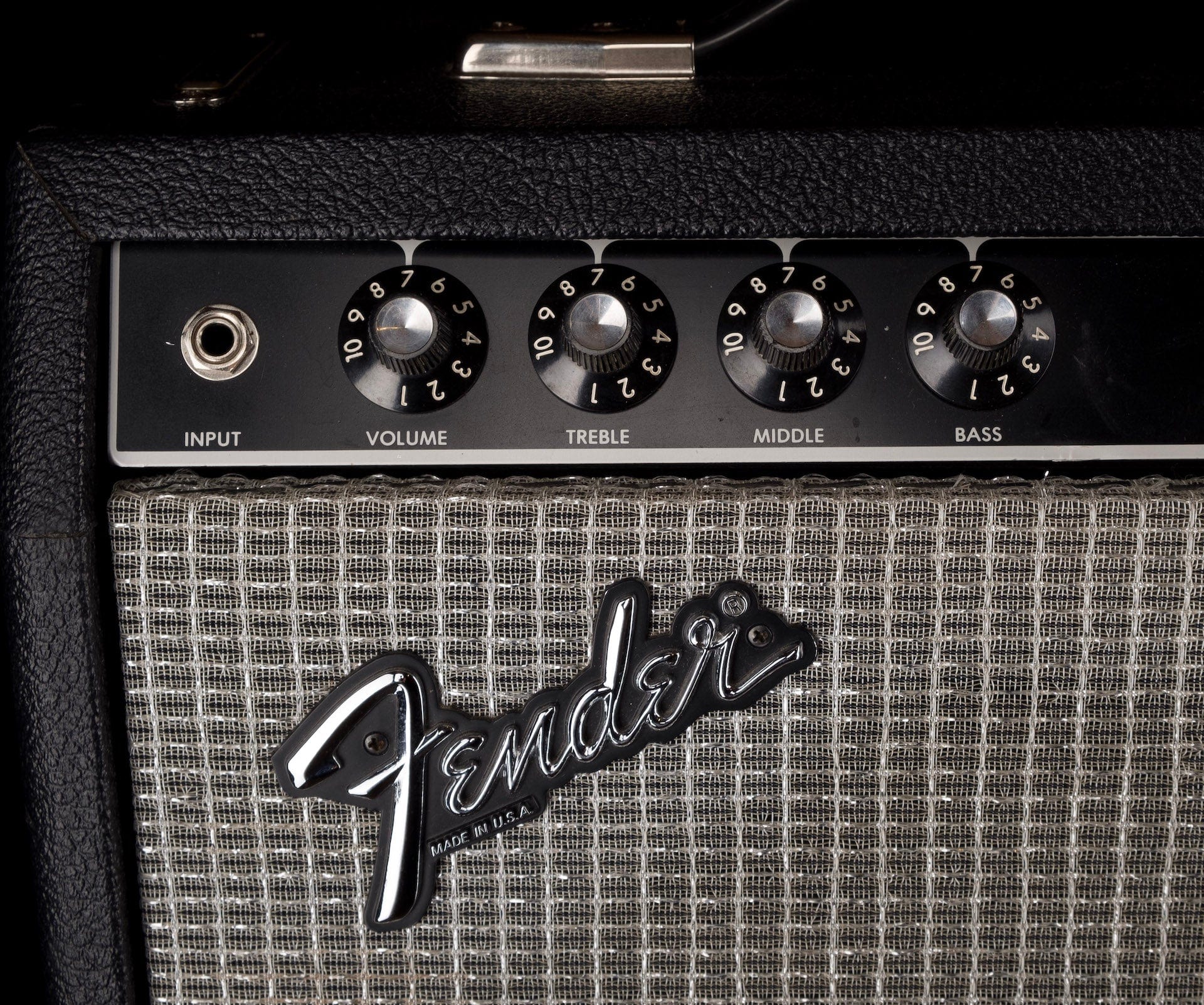 Vintage Rivera Era 1983 Fender Bassman 20 Guitar Amp 1x15" Combo - Image 4
