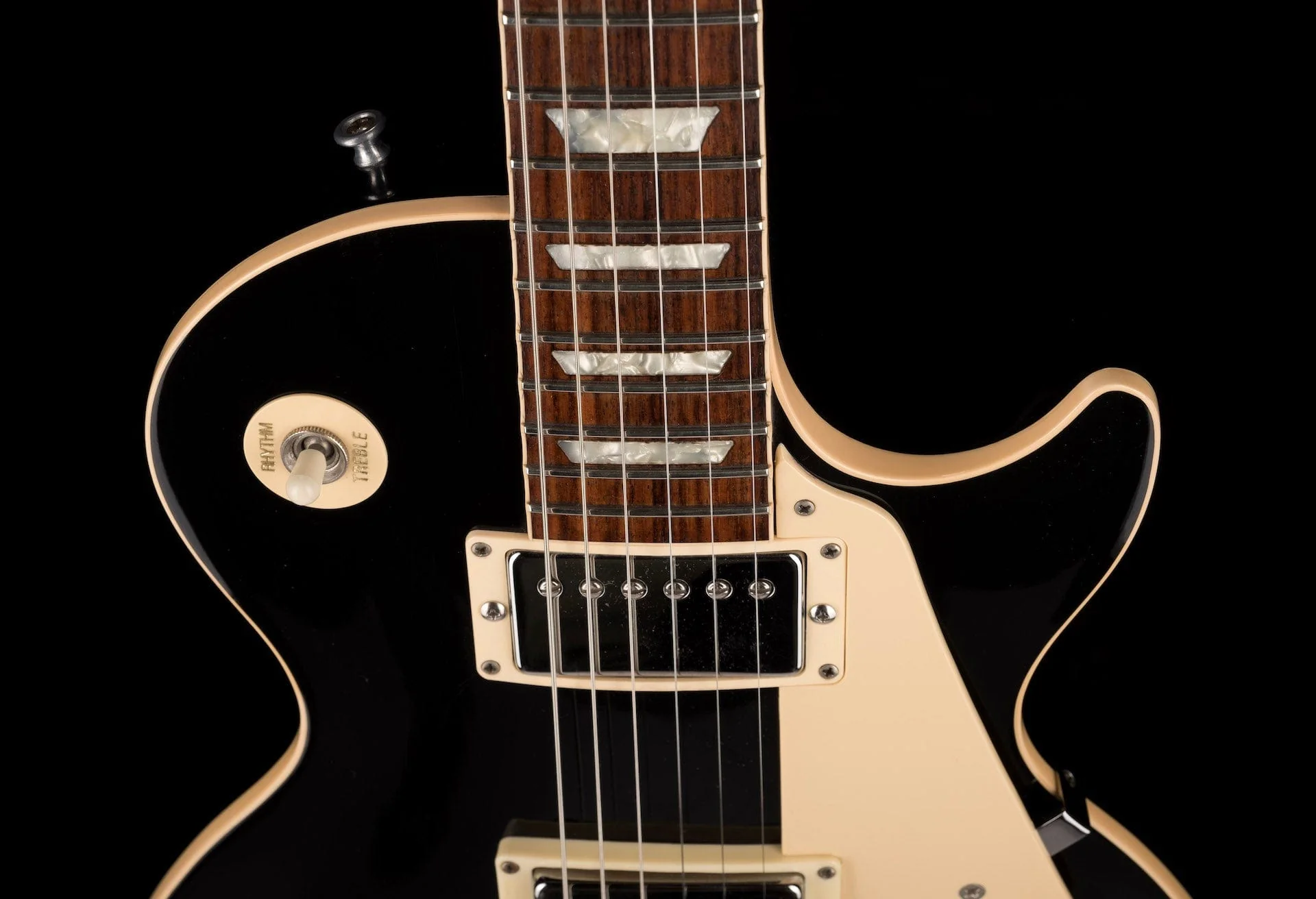 Pre Owned 1989 Gibson Les Paul Standard Ebony With OHSC - Image 3