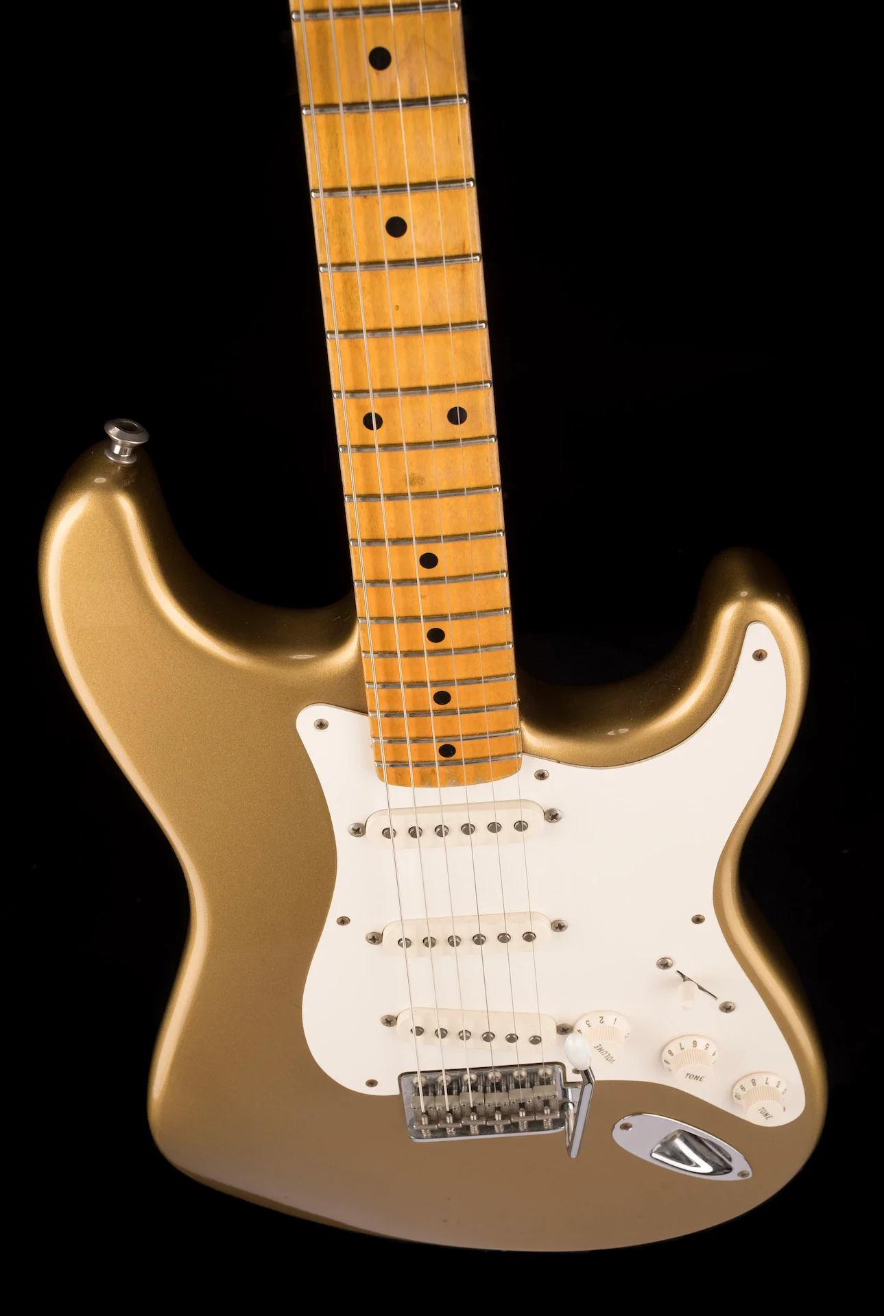 Pre Owned 1990s Fender Made In Japan VJ ST-57 Strat Gold With Gig Bag - Image 4