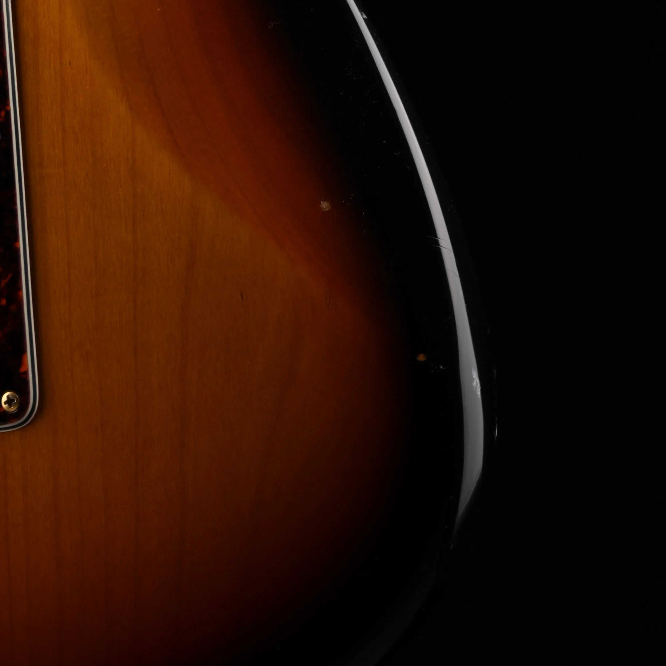 Pre Owned 1997 Fender Stratocaster Collector's Edition 3-Tone Sunburst #1661 of 1997 With OHSC - Image 11