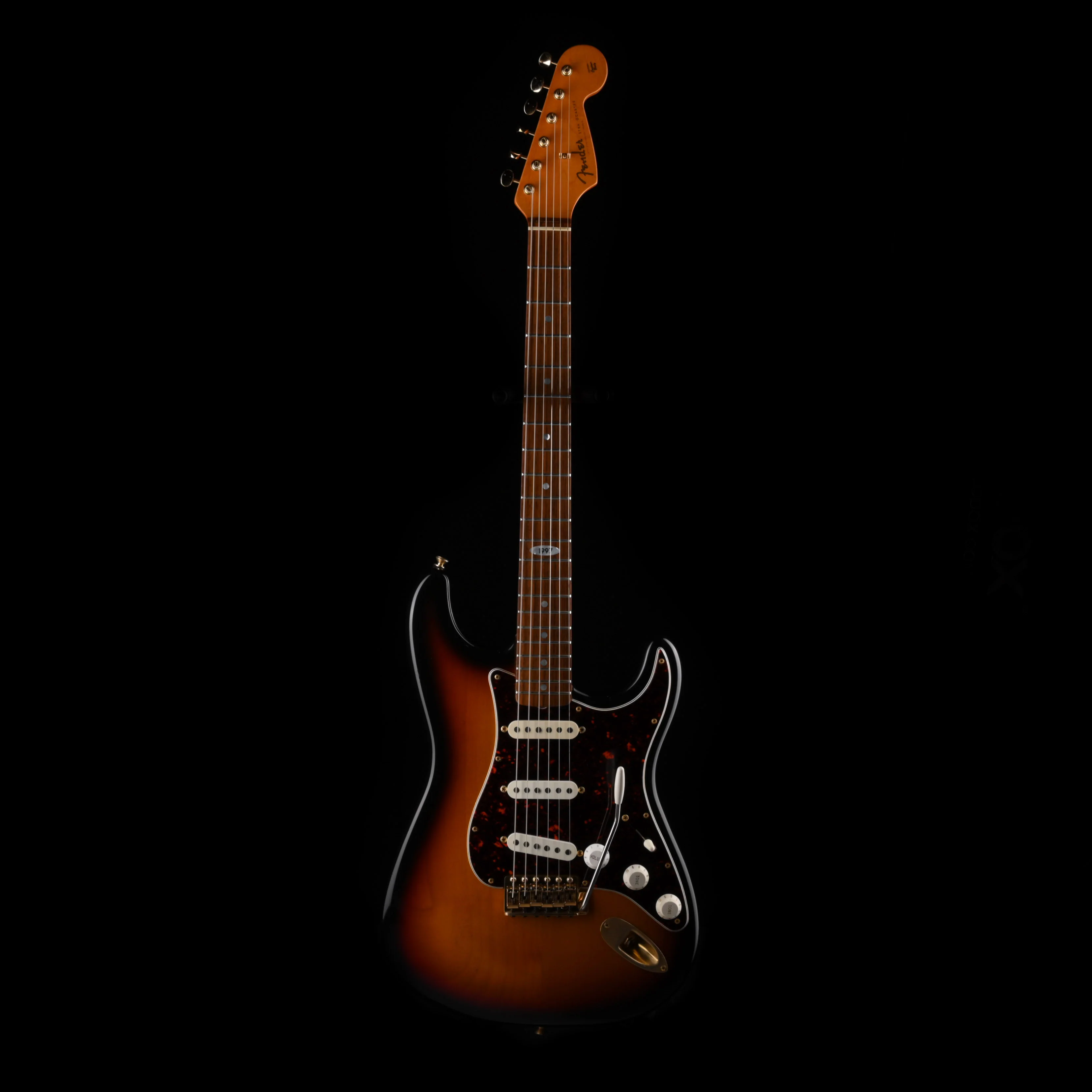 Pre Owned 1997 Fender Stratocaster Collector's Edition 3-Tone Sunburst #1661 of 1997 With OHSC - Image 2