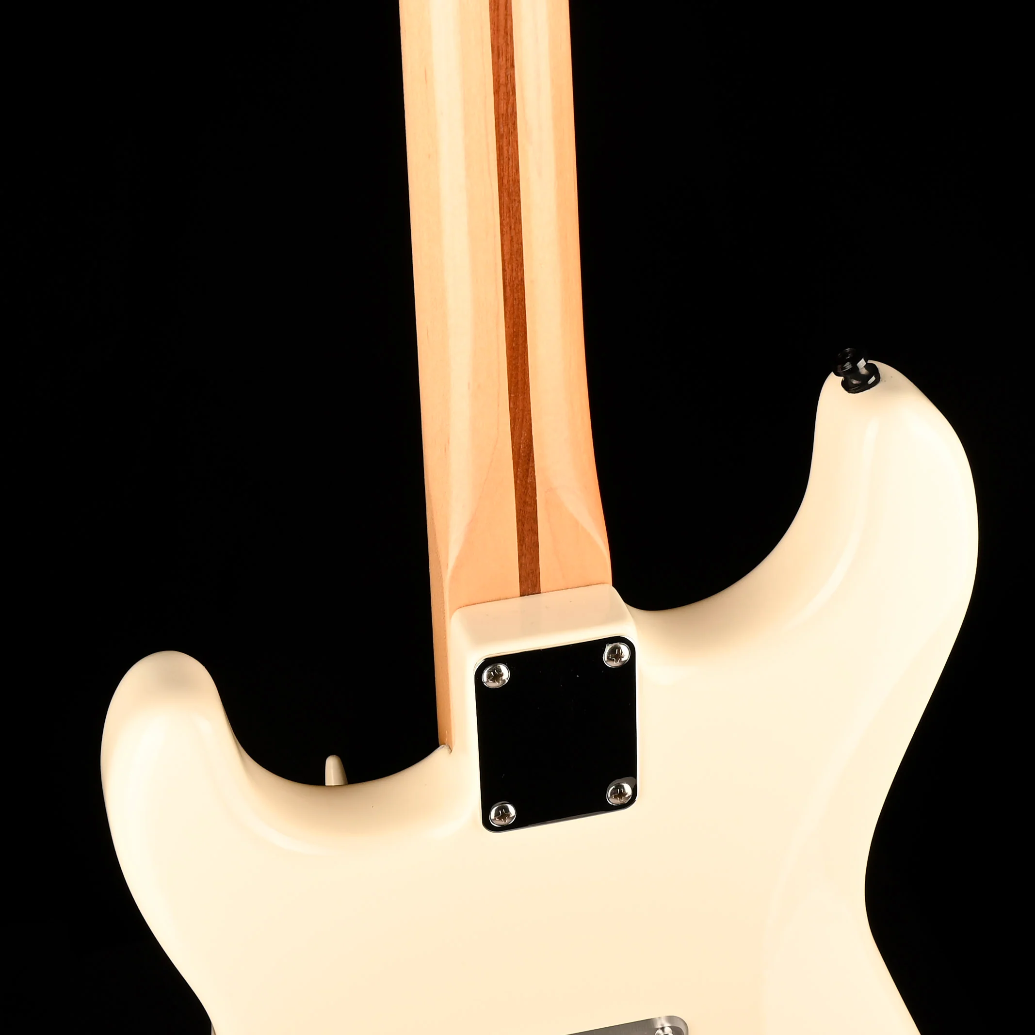 Pre Owned 2004 Fender Stratocaster White Fishscale Modified With Gig Bag - Image 12
