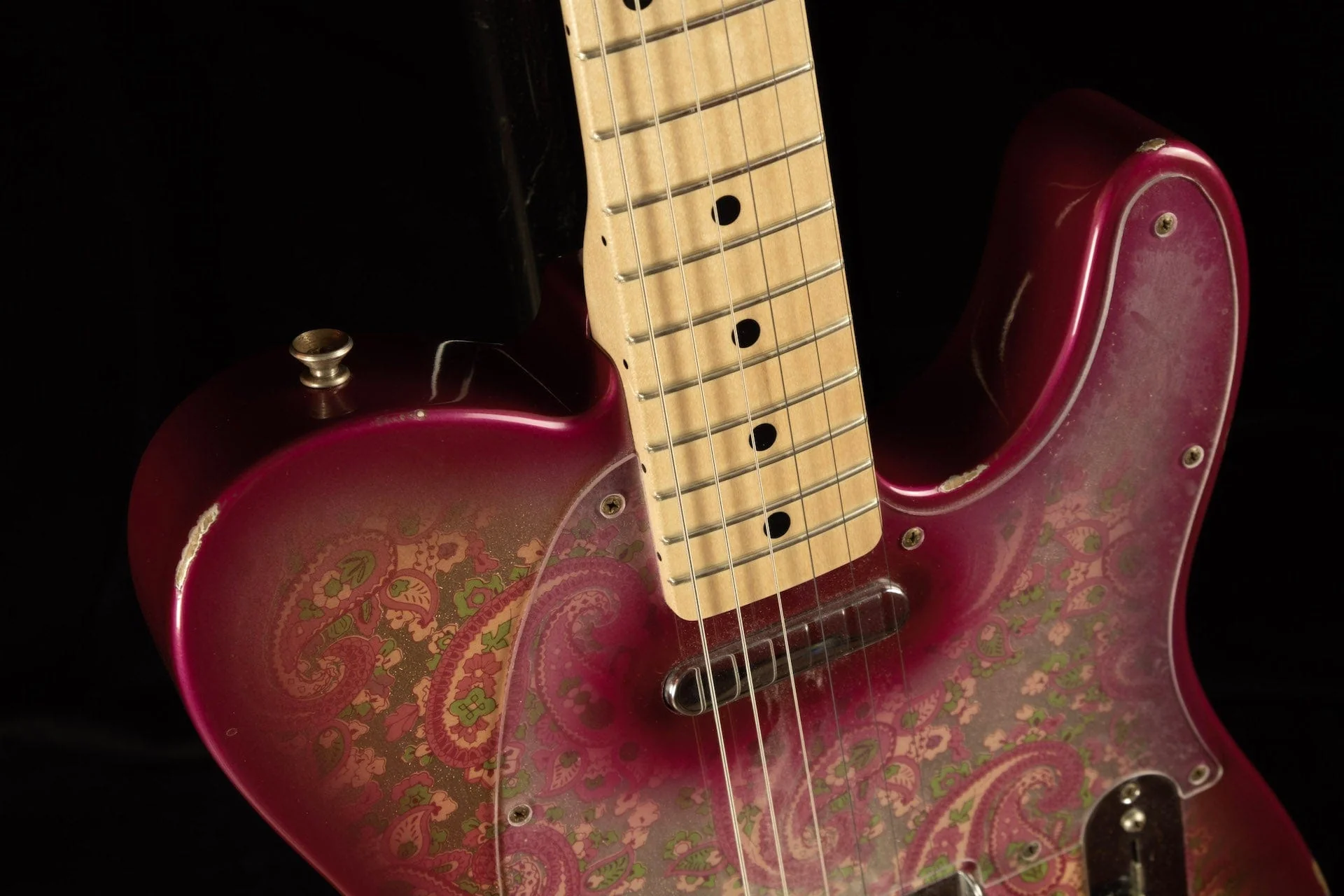 Pre-Owned 2004 Fender Custom Shop Relic '69 Pink Paisley Telecaster With OHSC - Image 7