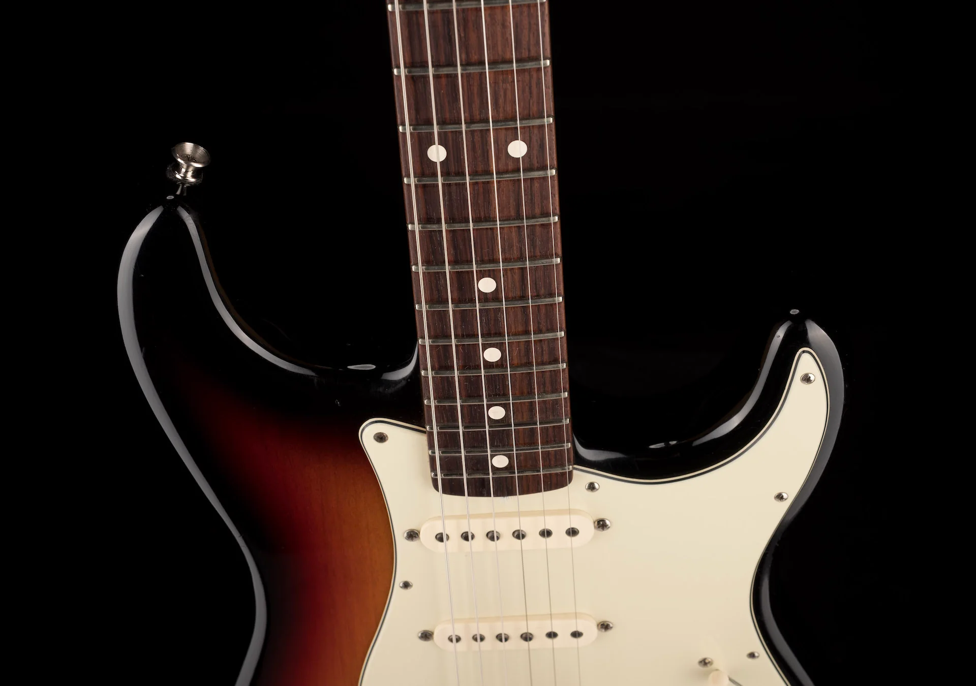 Pre Owned 2007 Fender '62 Hot Rod Reissue Stratocaster Sunburst With Arcane 61 Experience Pickups With OHSC - Image 3