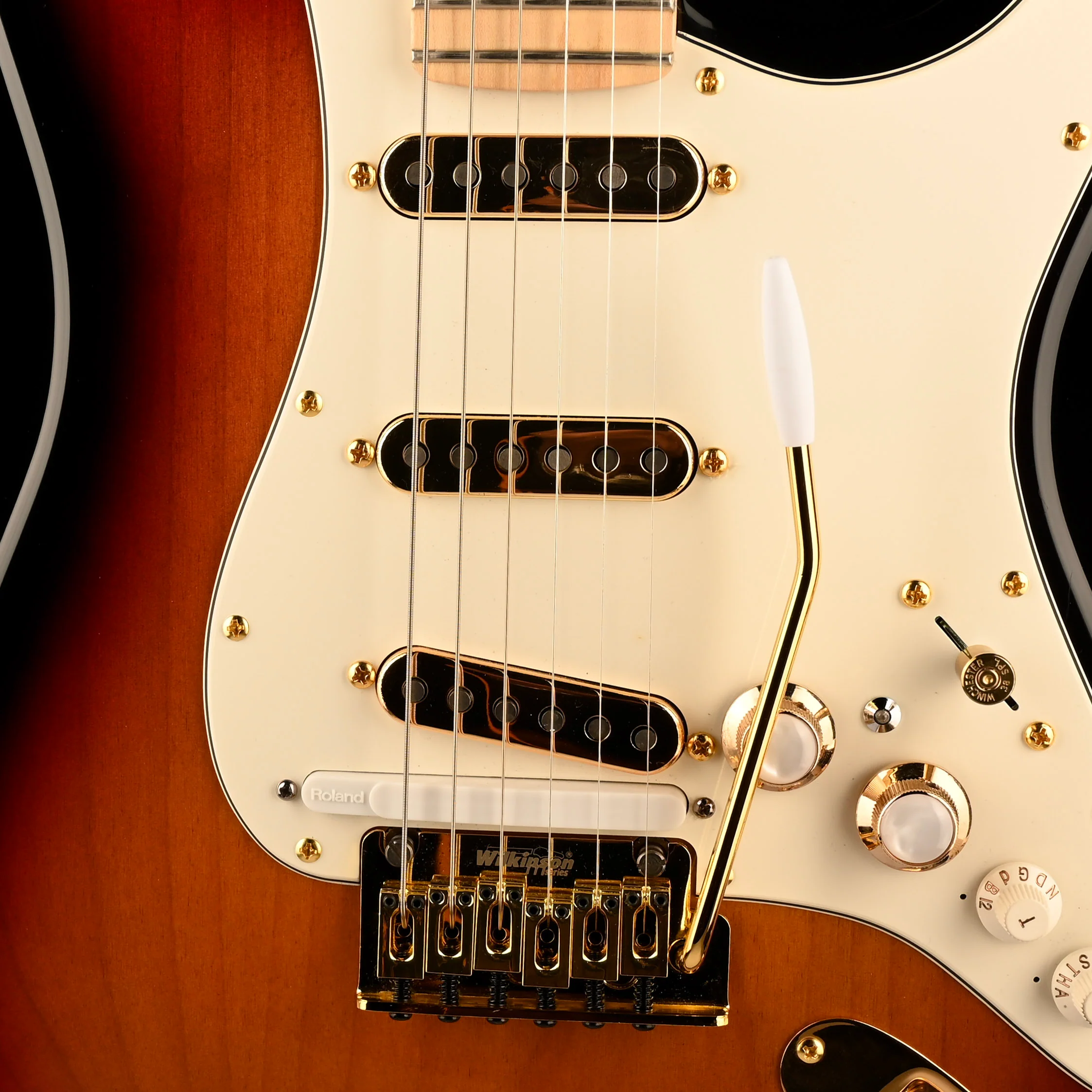 Pre Owned 2007 Fender VG Strat 3-Tone Sunburst Modified With Gig Bag - Image 5