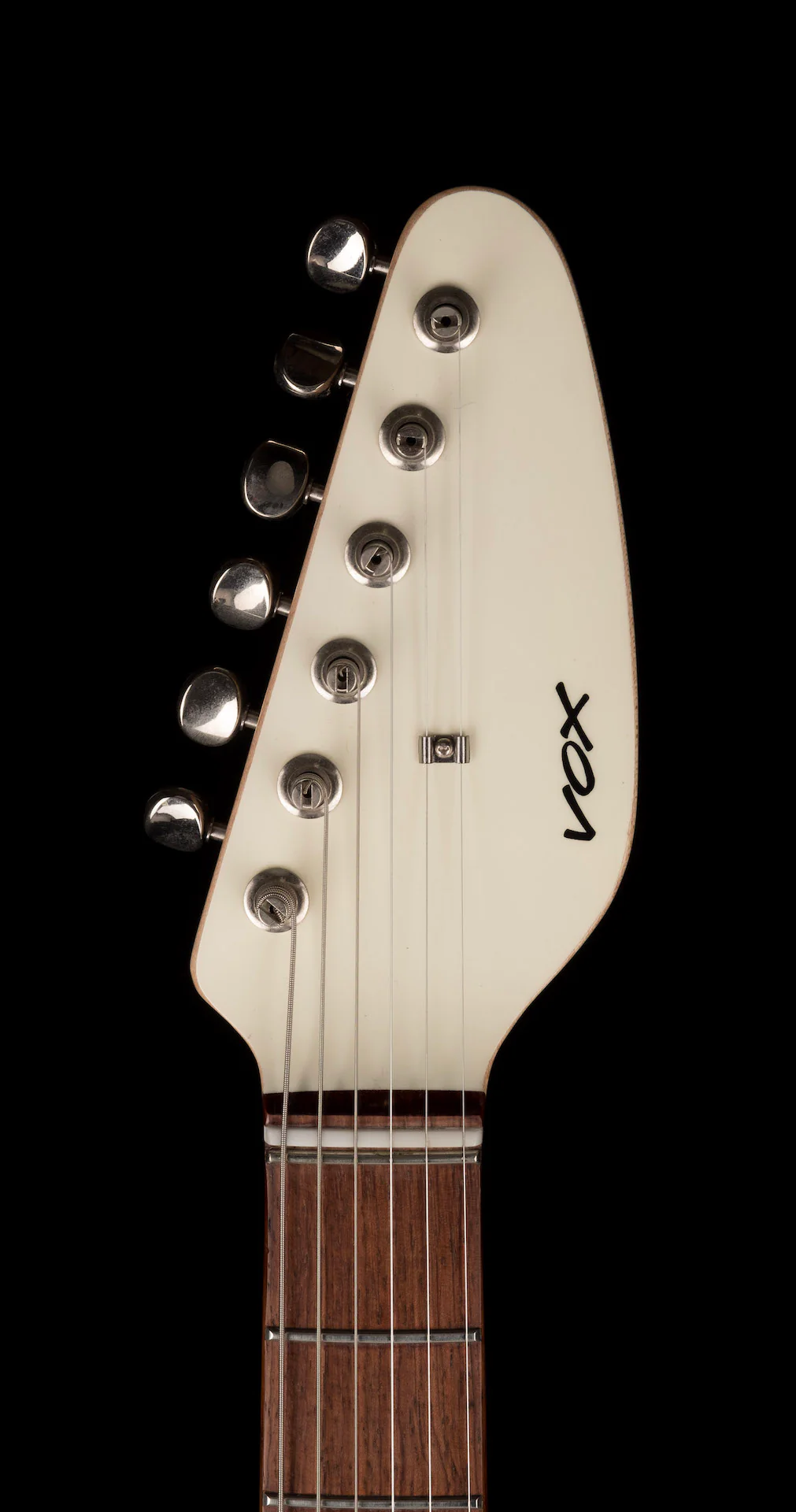 Pre Owned 2007 Vox Custom Shop White Teardrop 57-07 Model - 570768 - Image 15