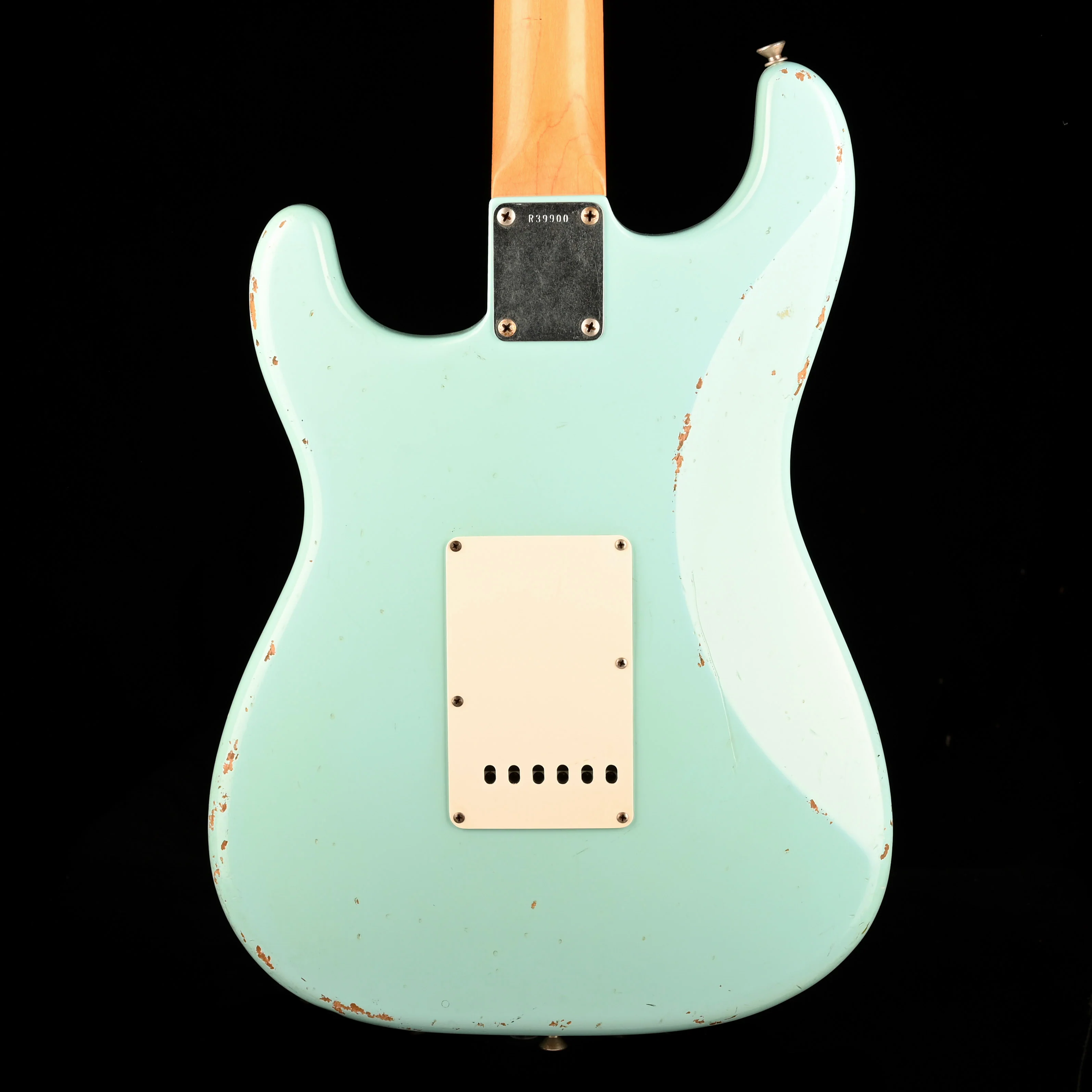 Pre Owned 2008 Fender Custom Shop 1960 Stratocaster Relic Daphne Blue With Case - Image 12