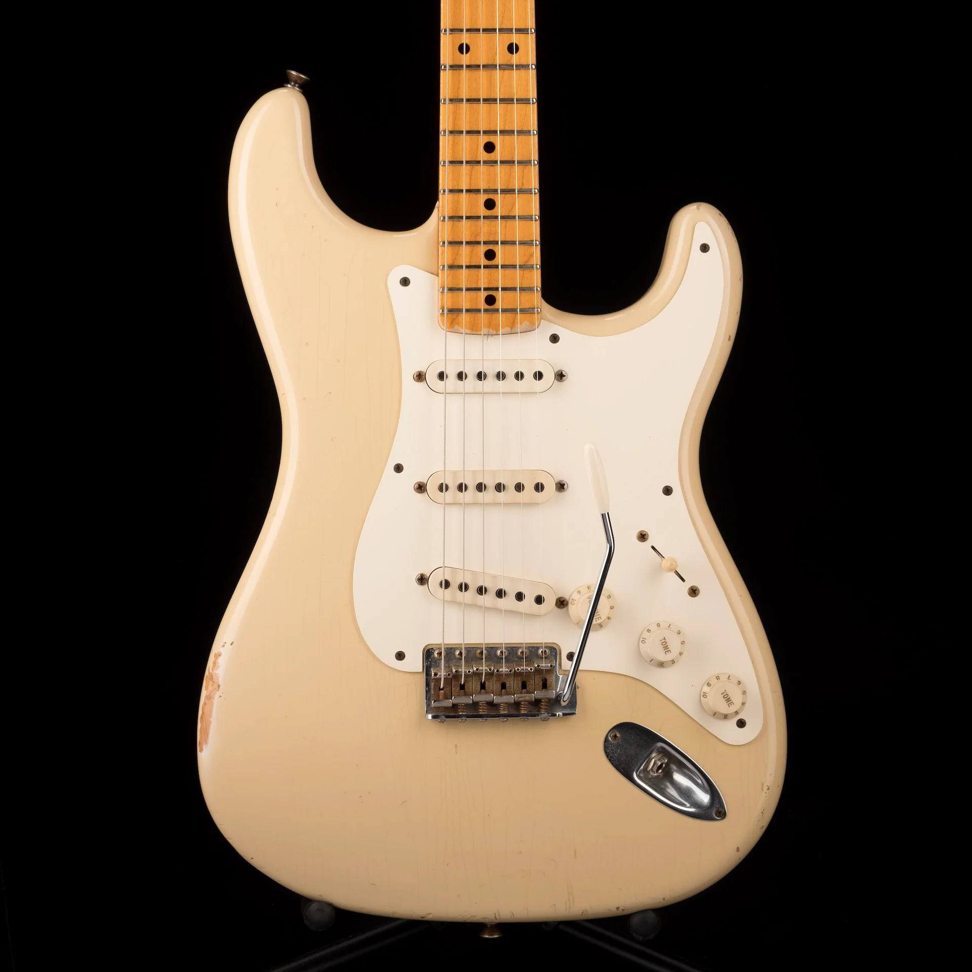 Pre Owned 2009 Fender Custom Shop ‘56 Relic Stratocaster Desert Sand Maple Neck With OHSC