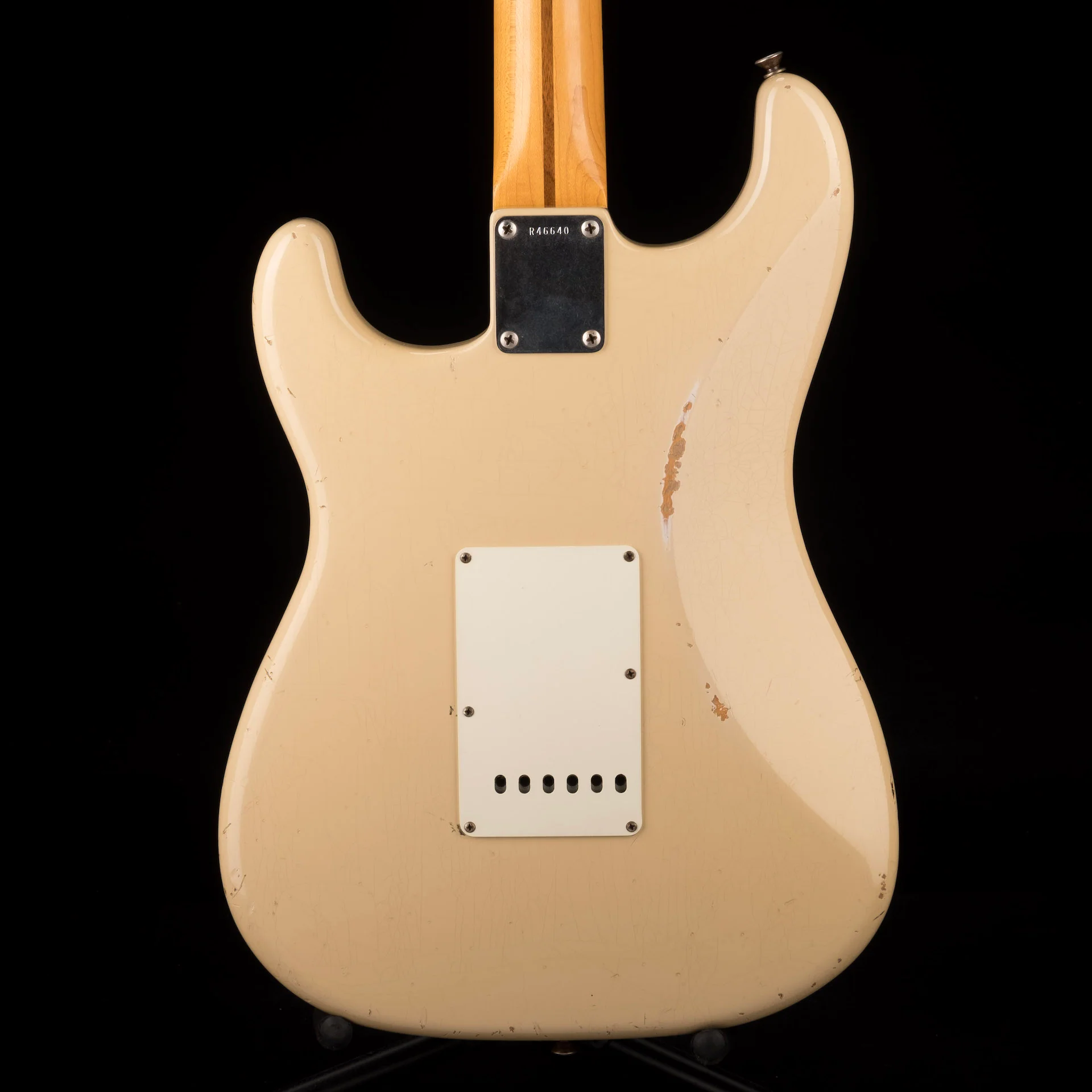 Pre Owned 2009 Fender Custom Shop ‘56 Relic Stratocaster Desert Sand Maple Neck With OHSC - Image 12