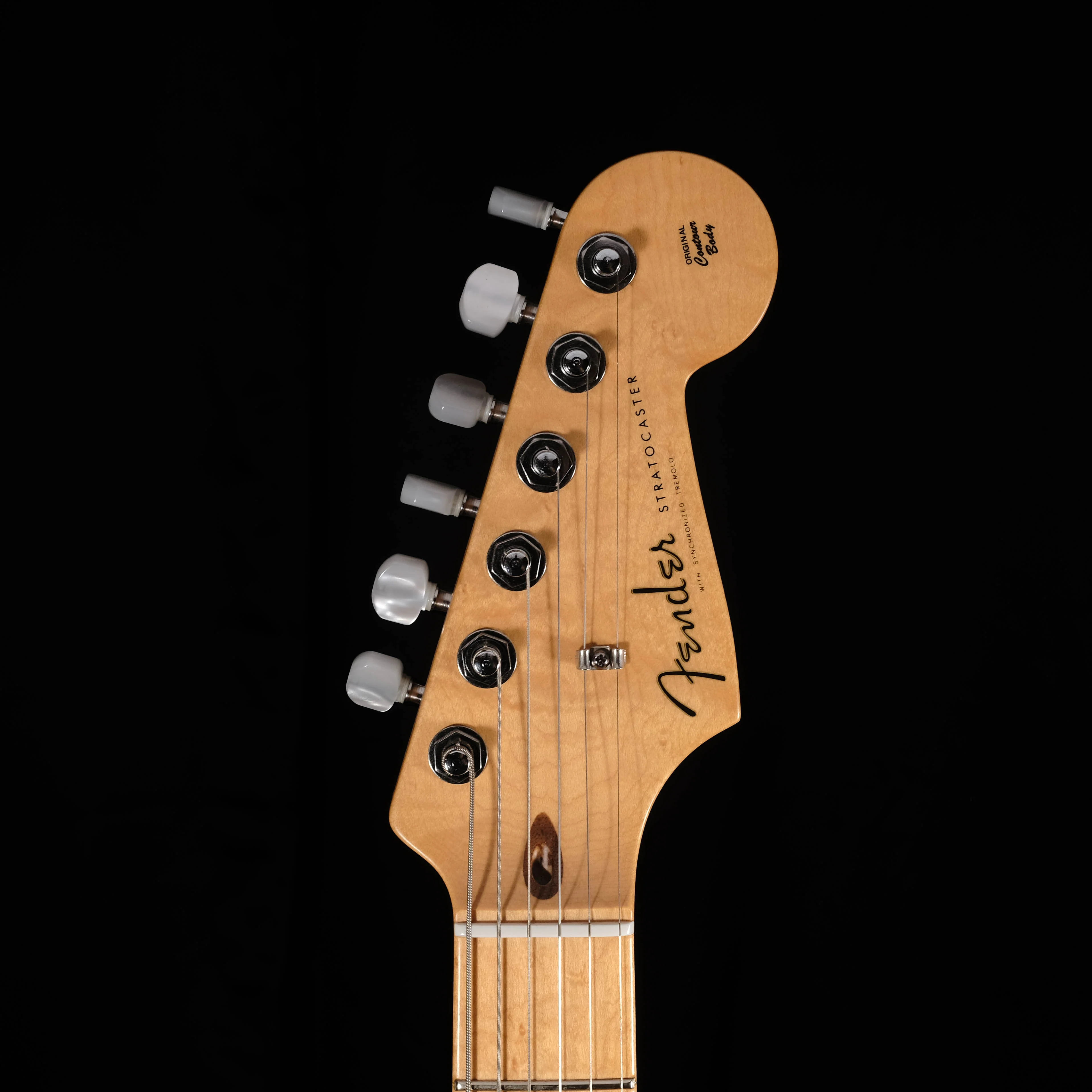 Pre Owned 2012 Fender Custom Shop Custom Deluxe Stratocaster Quilt Maple w/ OHSC - Image 9