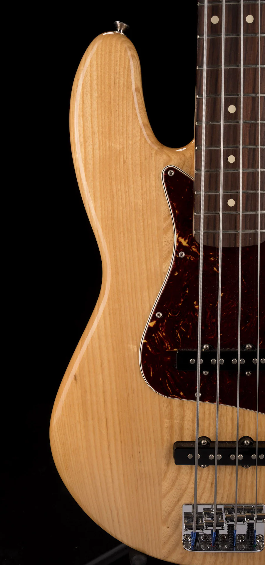 Pre Owned 2012 Fender Special Run Deluxe Jazz Bass Natural with Case - Image 9
