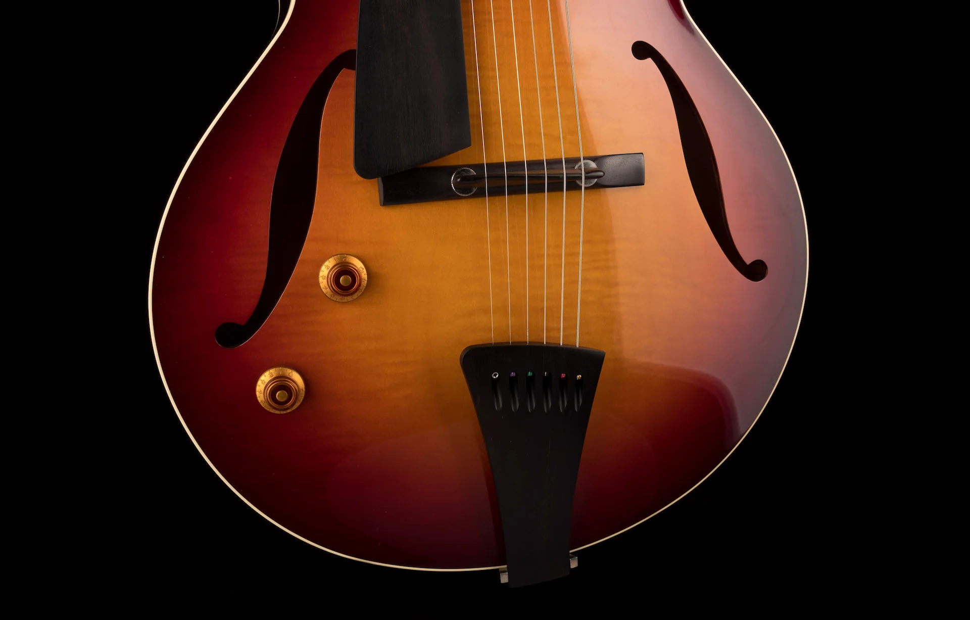 Pre Owned 2013 Collings Eastside LC Archtop Left-Handed Sunburst With Case - Image 5