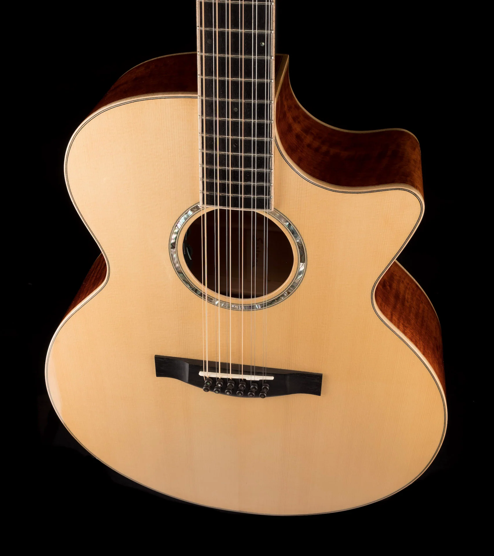 Pre Owned 2013 Eastman AC630CE-12 Natural 12-String With HSC - Jeffrey Foskett Collection - Image 4