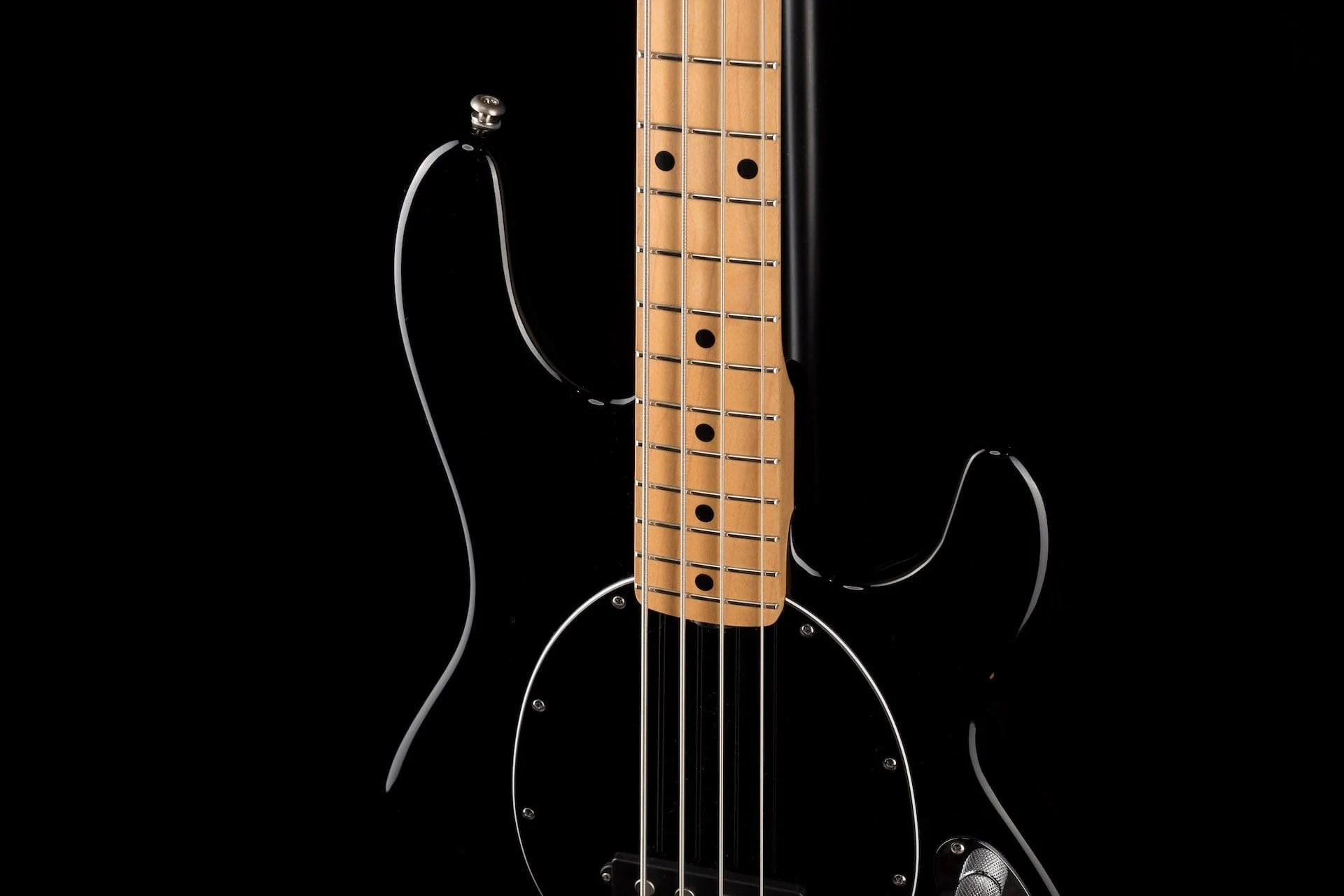 Pre-owned 2015 Music Man StingRay 3 EQ H Black with OHSC - Image 3